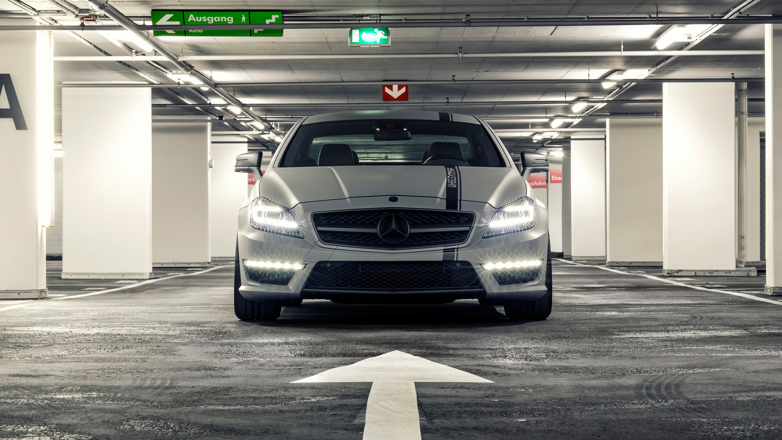 Mercedes Benz CLS63 AMG