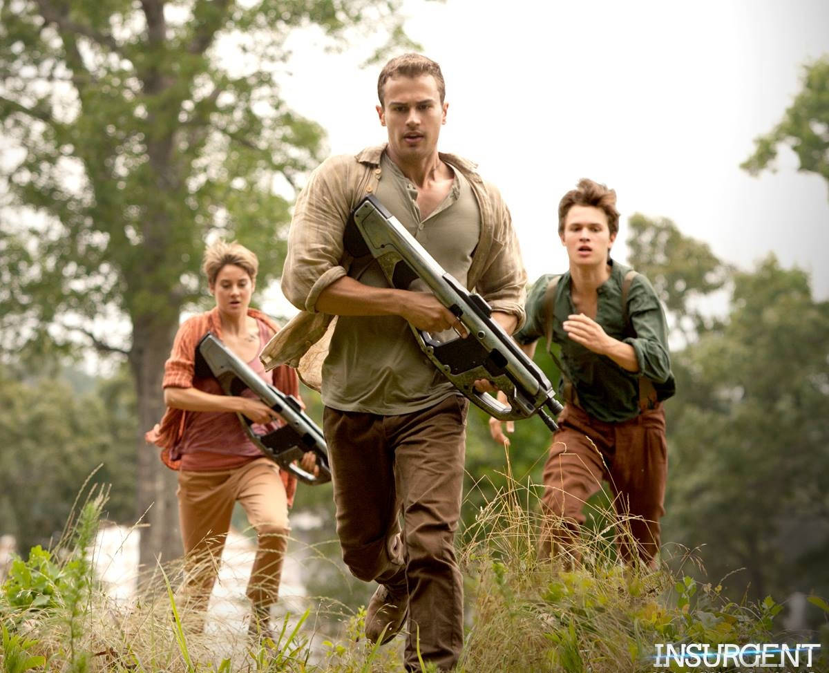 Download The Divergent Series Insurgent