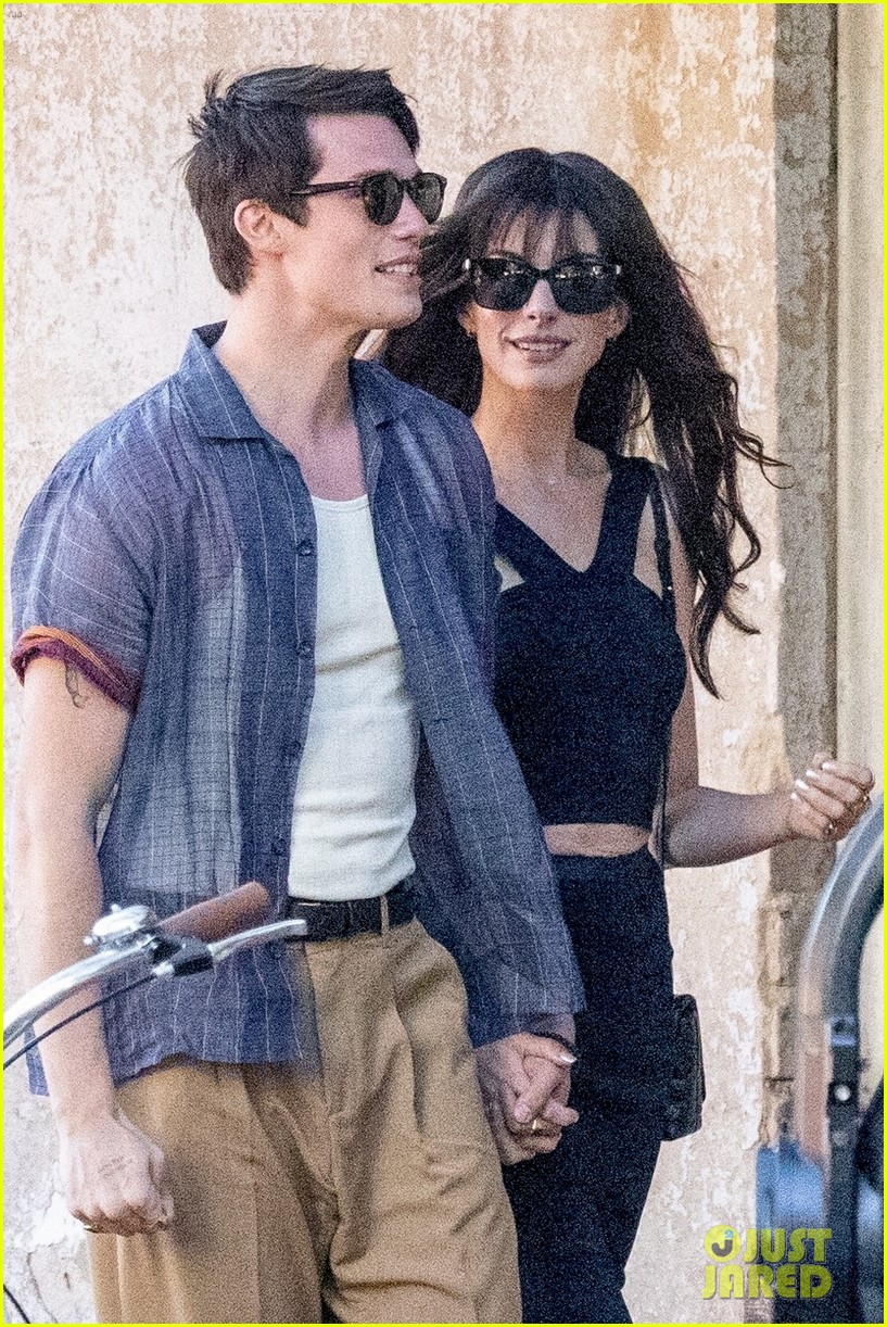 Anne Hathaway, Nicholas Galitzine
