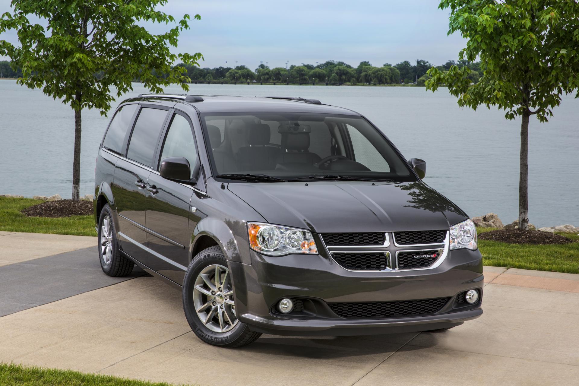 Dodge Grand Caravan Wallpaper HD