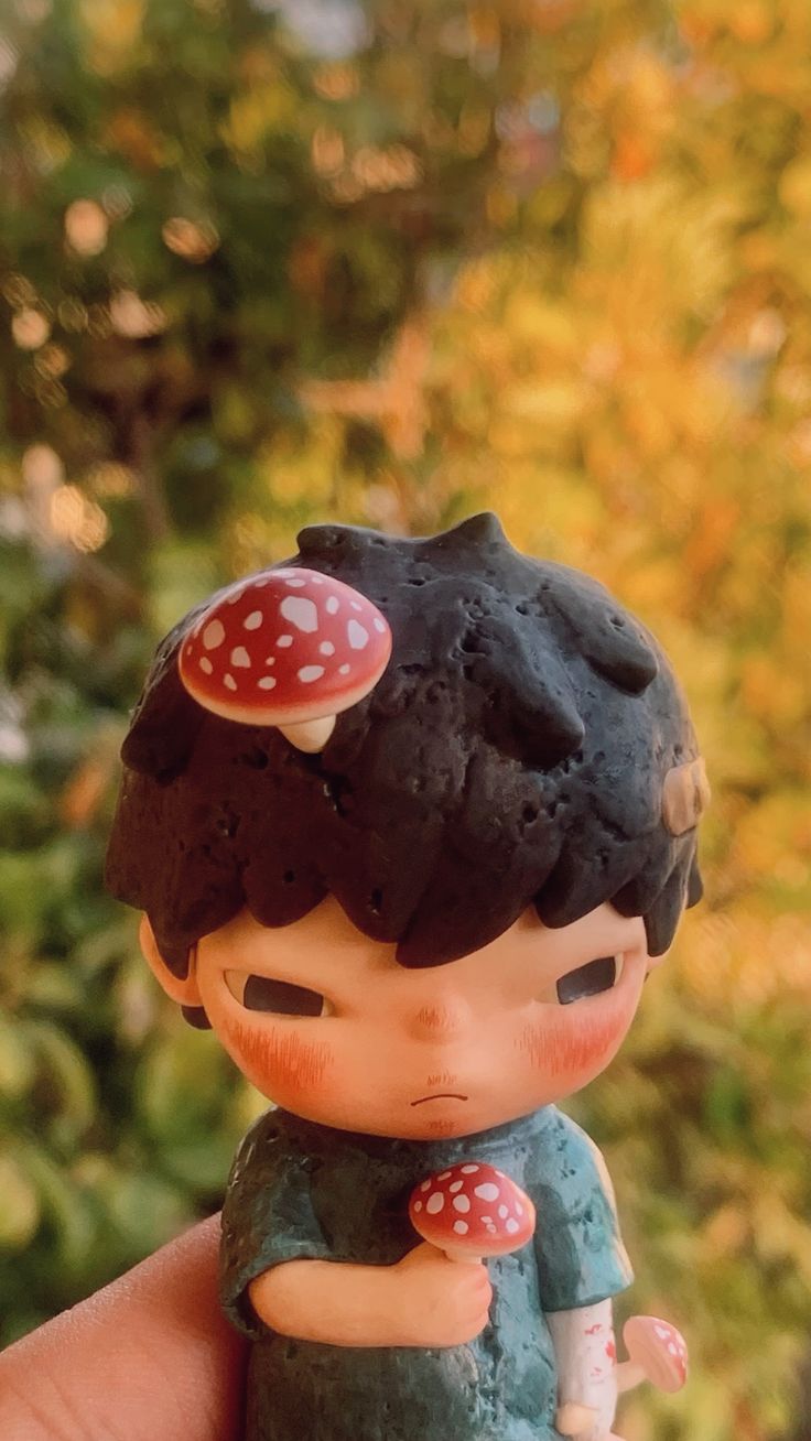 Hirono Reshape Series: “Parasite”