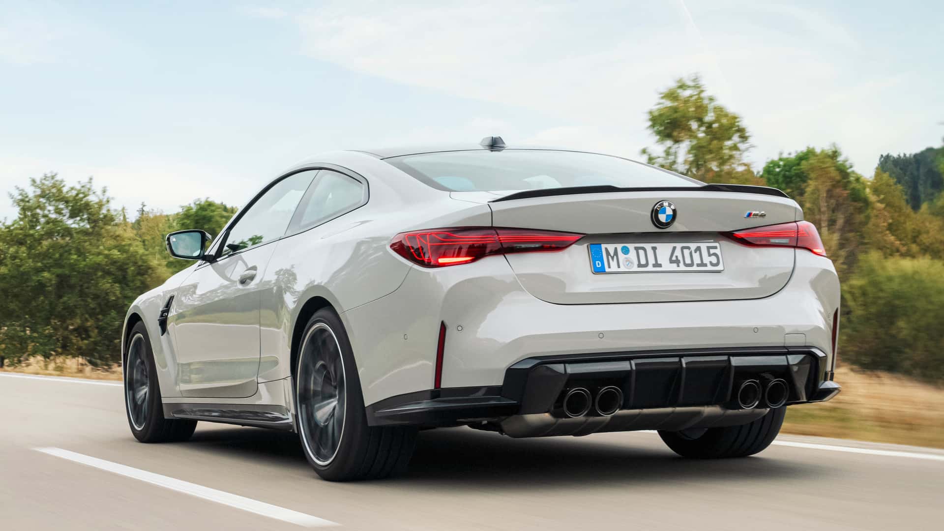 BMW M4 Gets Ugly Graphics For 2025