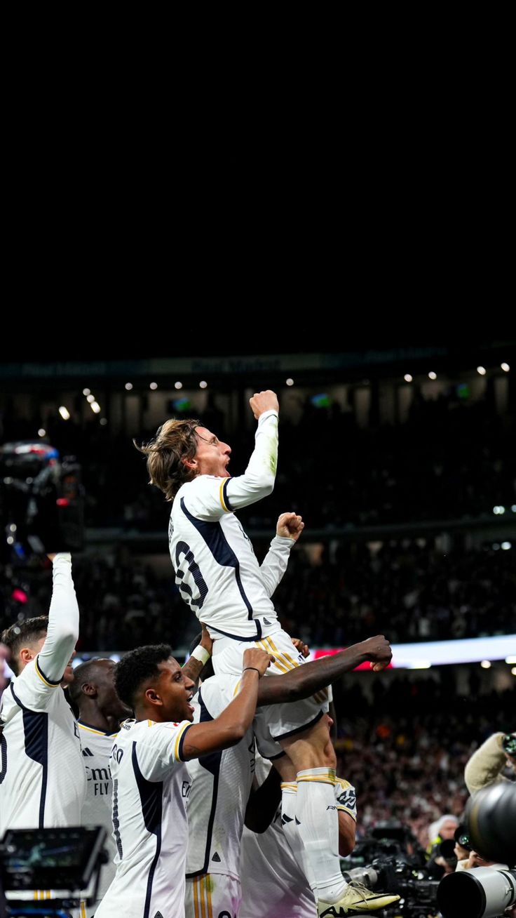 Luka Modric wallpaper. Real