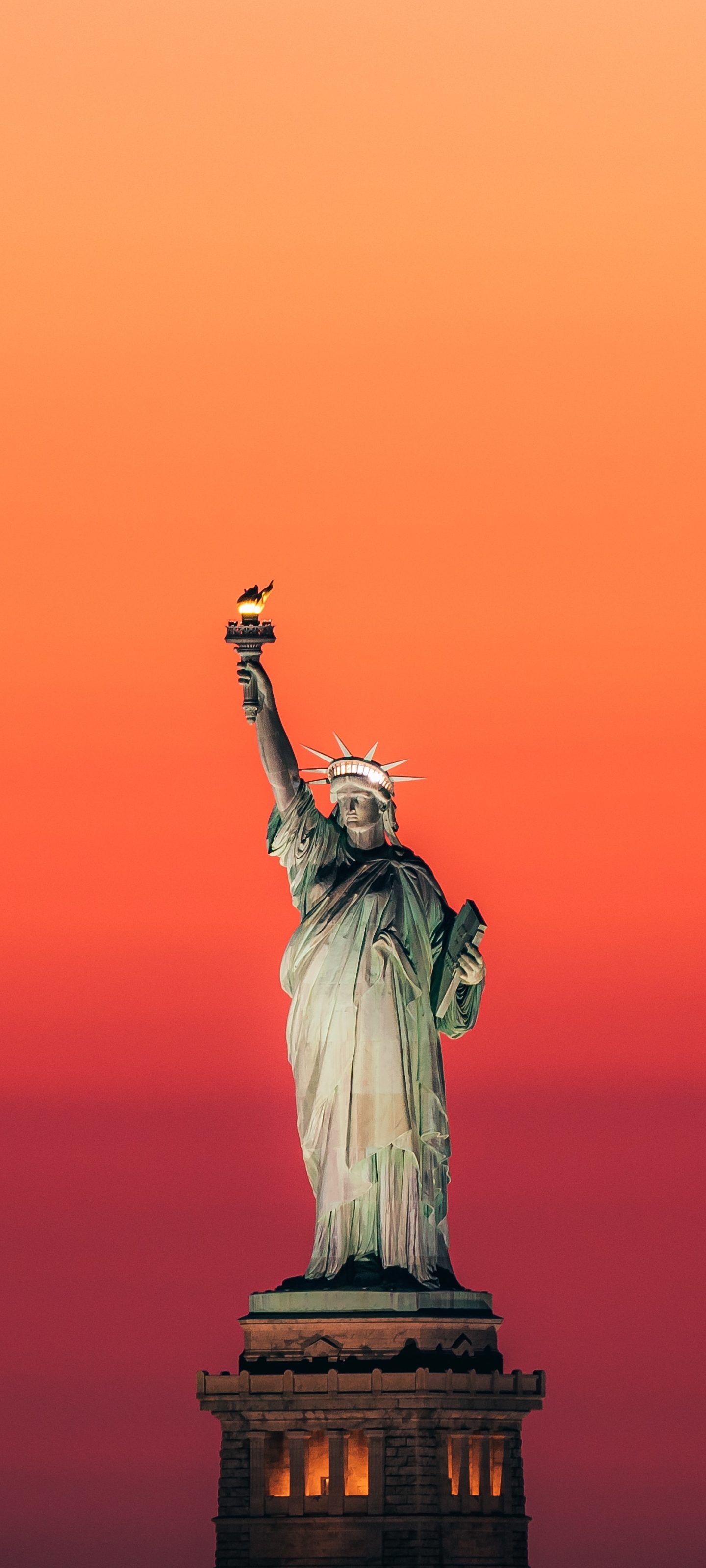 Download Statue Of Liberty wallpaper