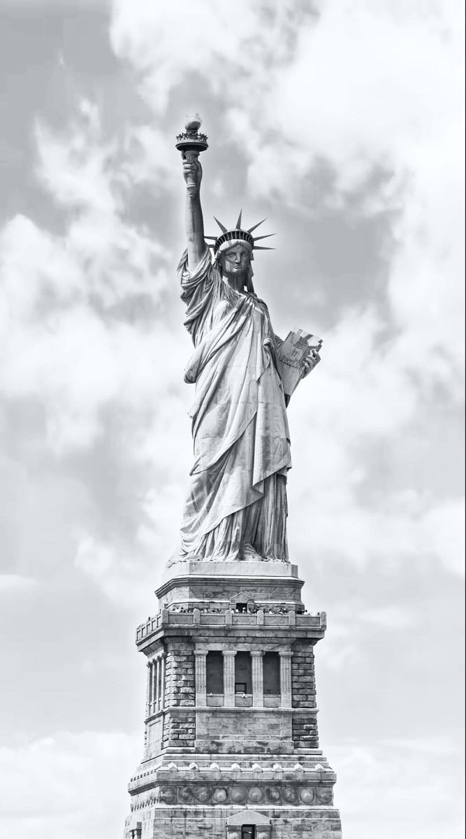 Statue of Liberty. iPhone wallpaper