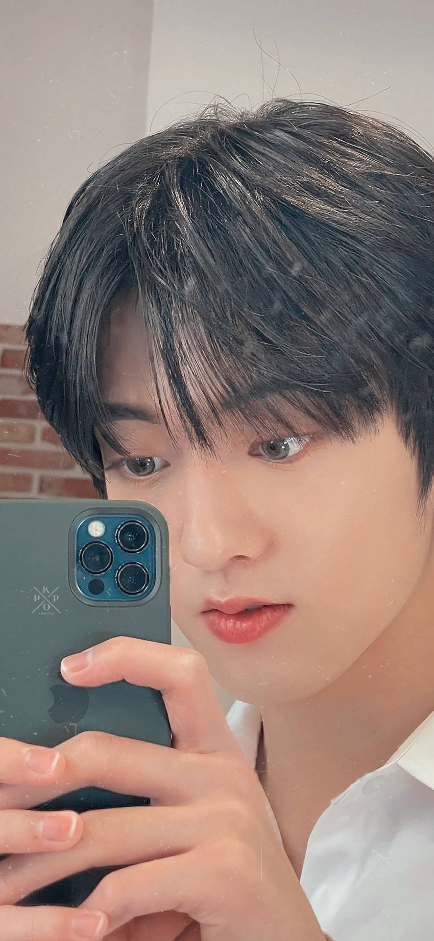 Download free Watanabe Haruto Mirror