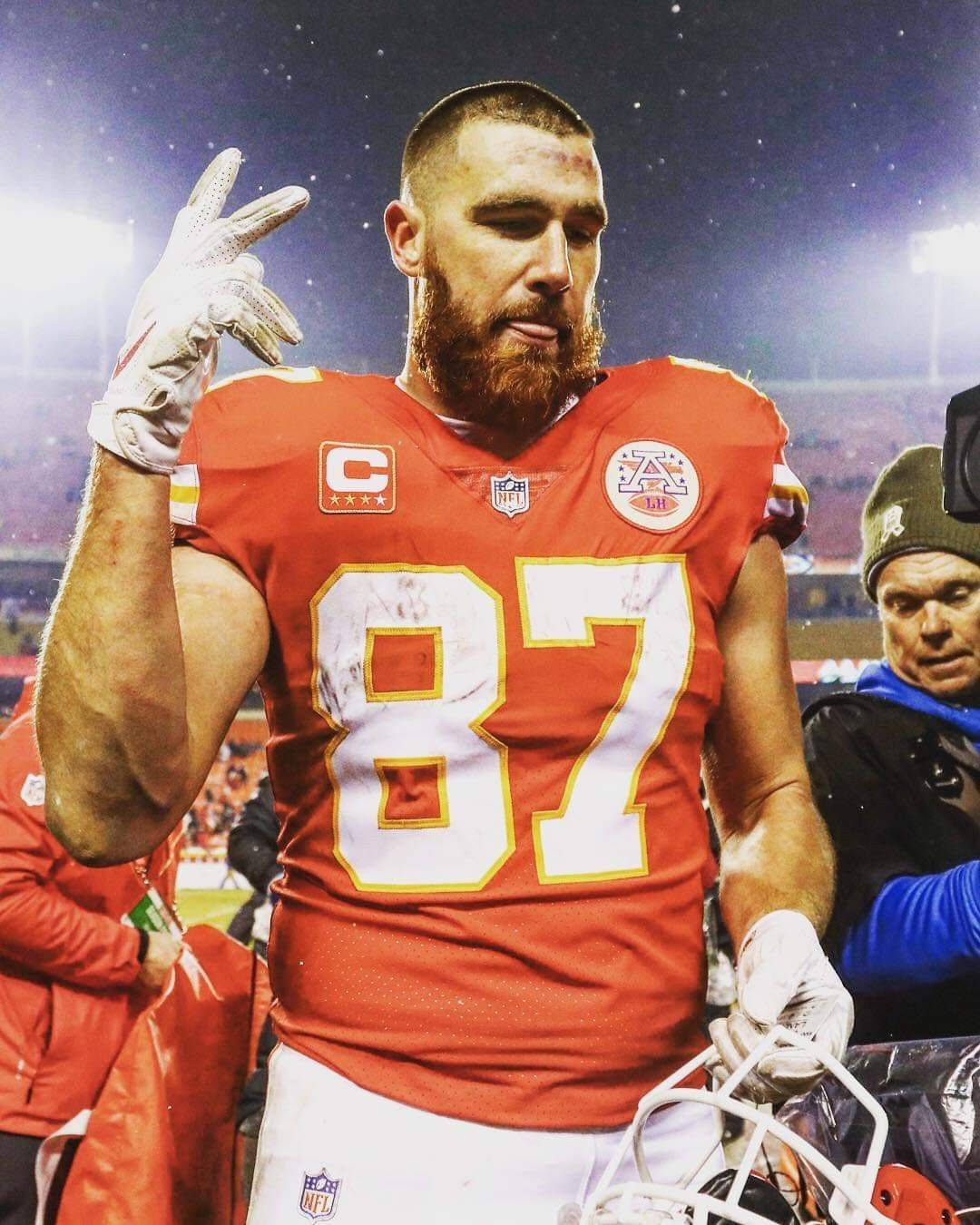 Travis Kelce Wallpaper