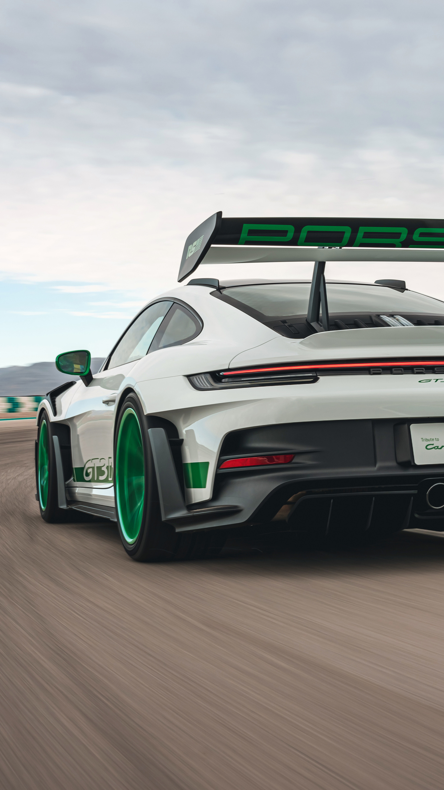 2023 Porsche 911 GT3 RS 8k