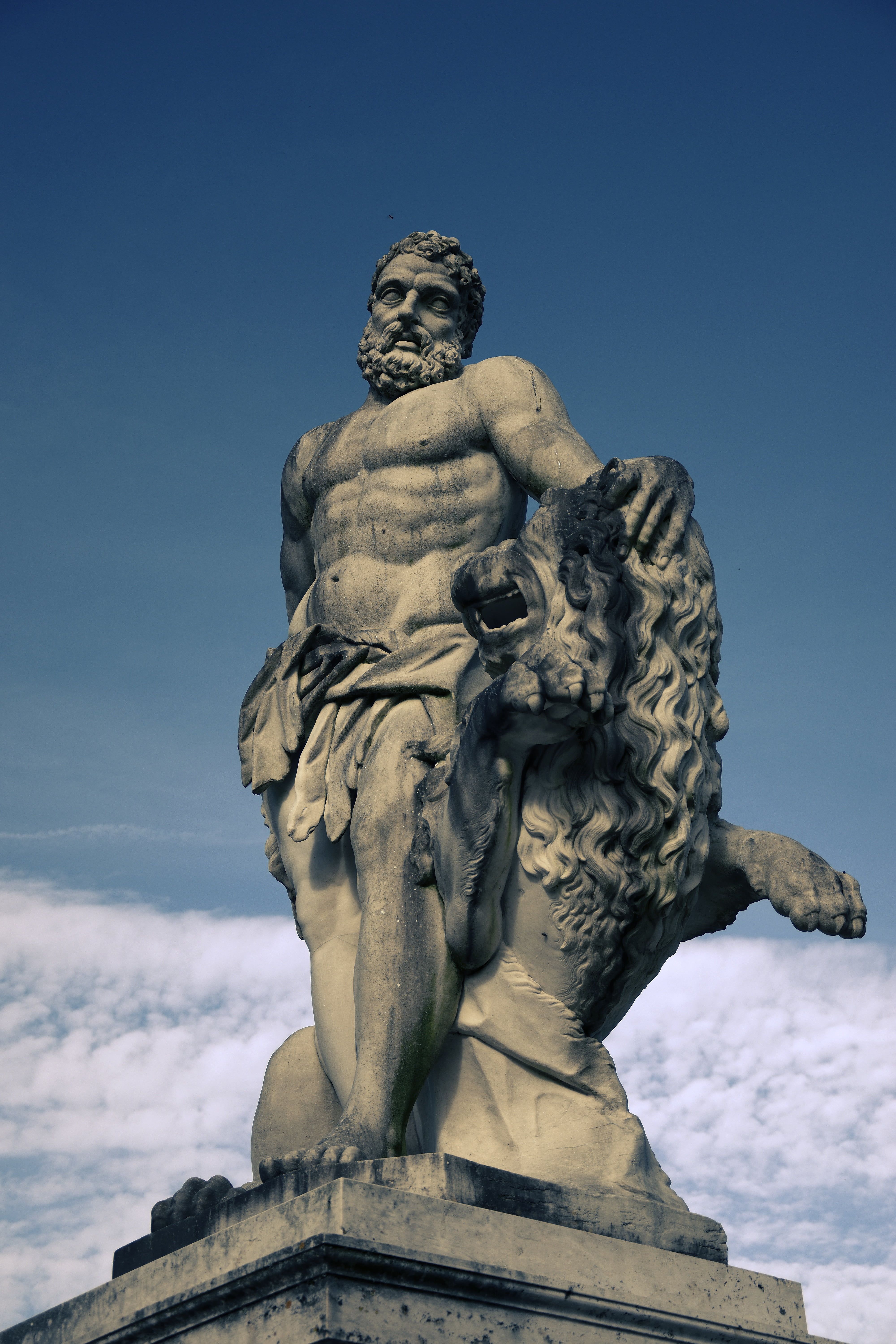 Majestic Hercules Statue