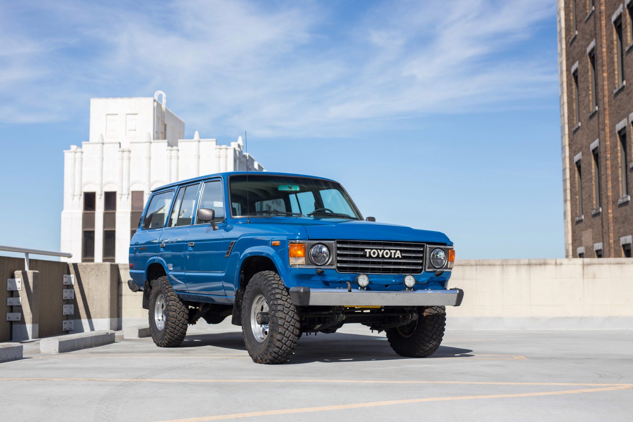 Off Road Vehicle Toyota Land Cruiser