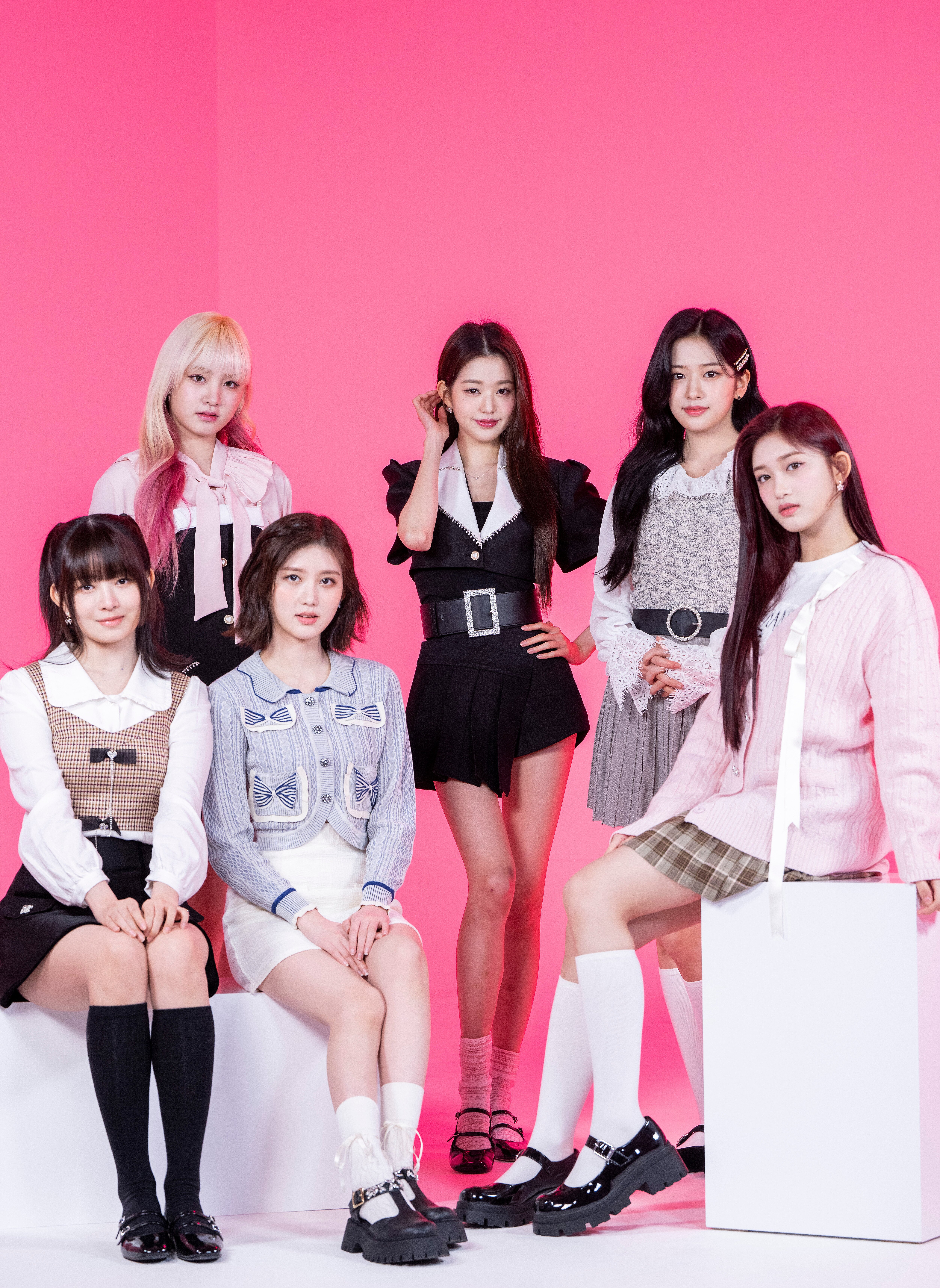 LOVE DIVE' Promotion Photohoot