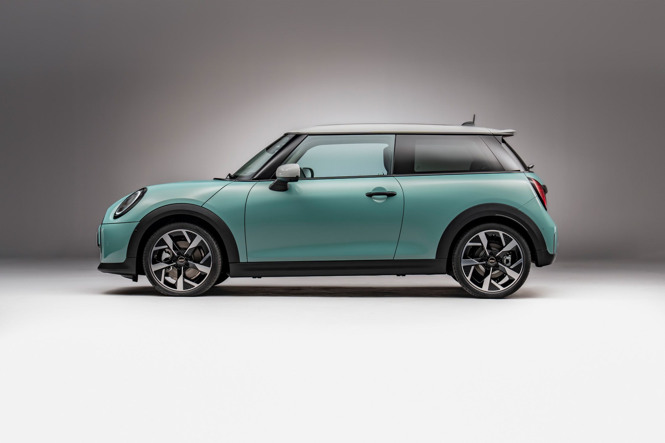 View Photo of the 2025 Mini Cooper Hardtop