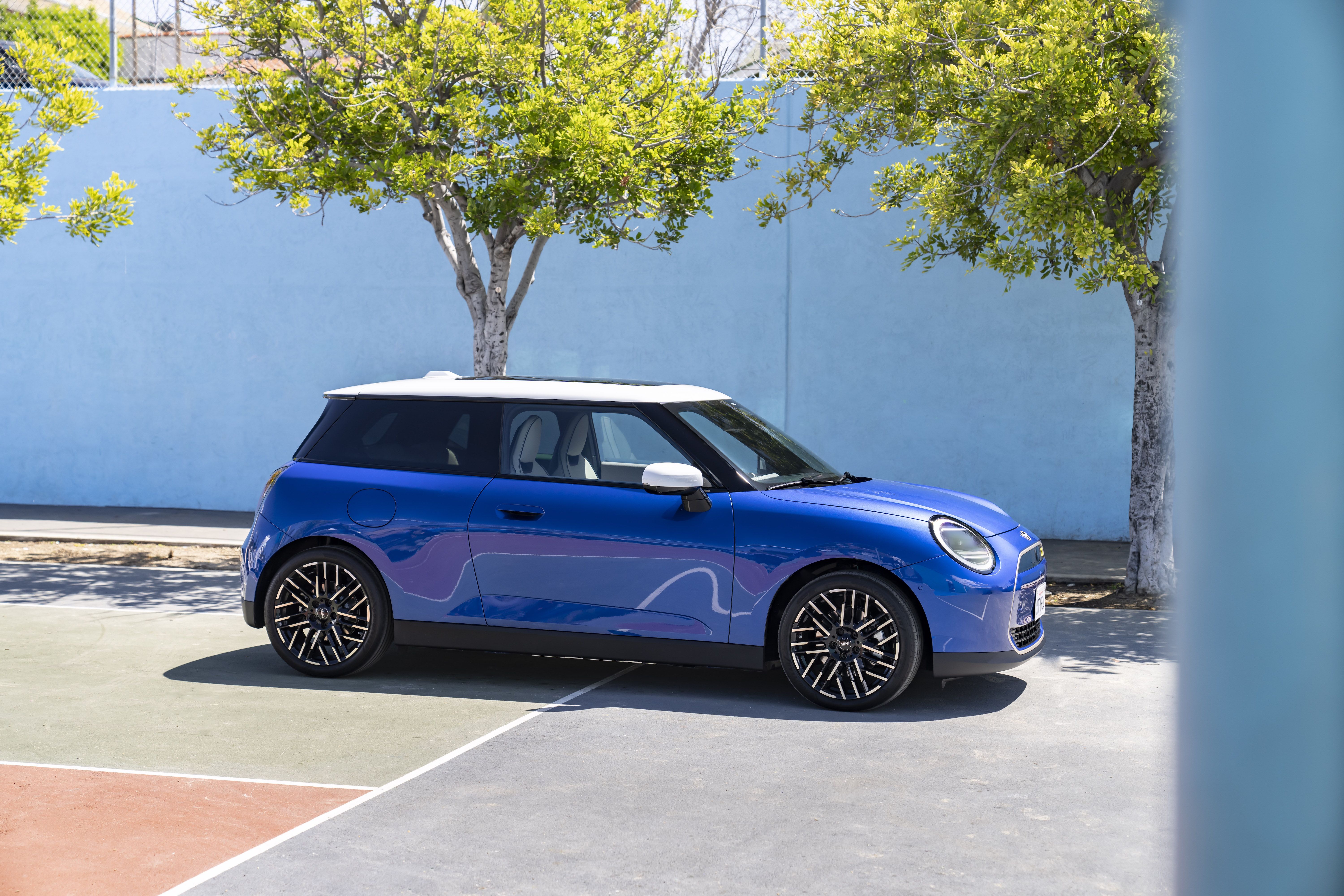 2025 Mini Cooper Hatchback Shows off