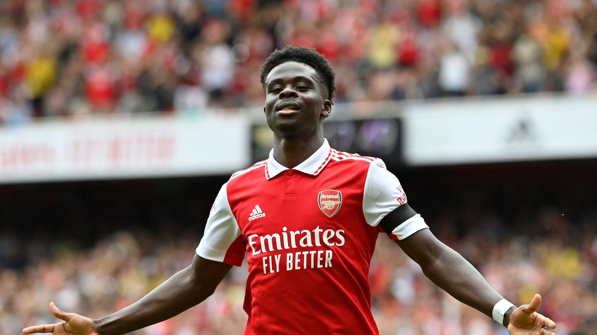 Bukayo Saka Wallpaper