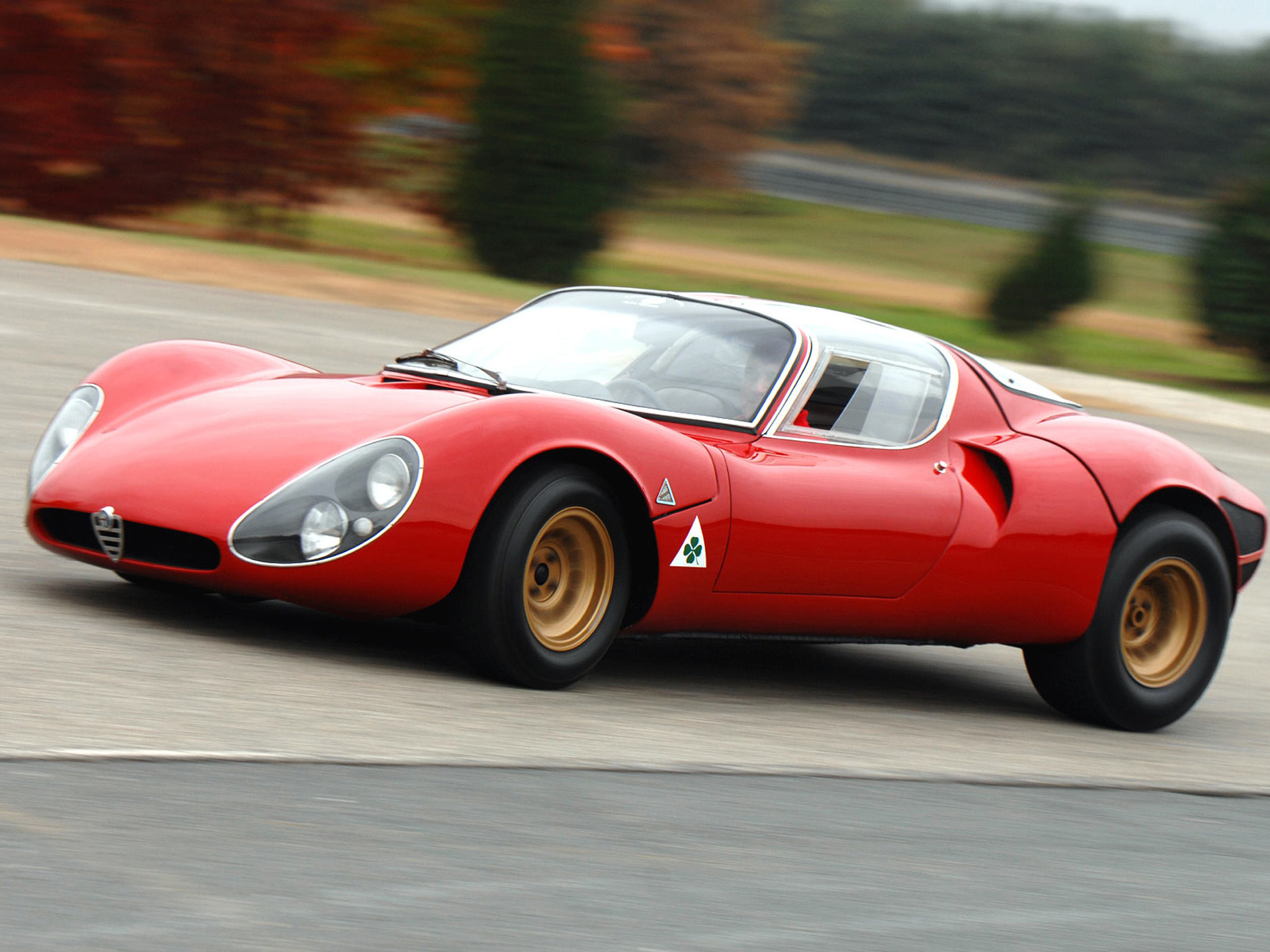 Alfa Romeo Tipo 33 Stradale