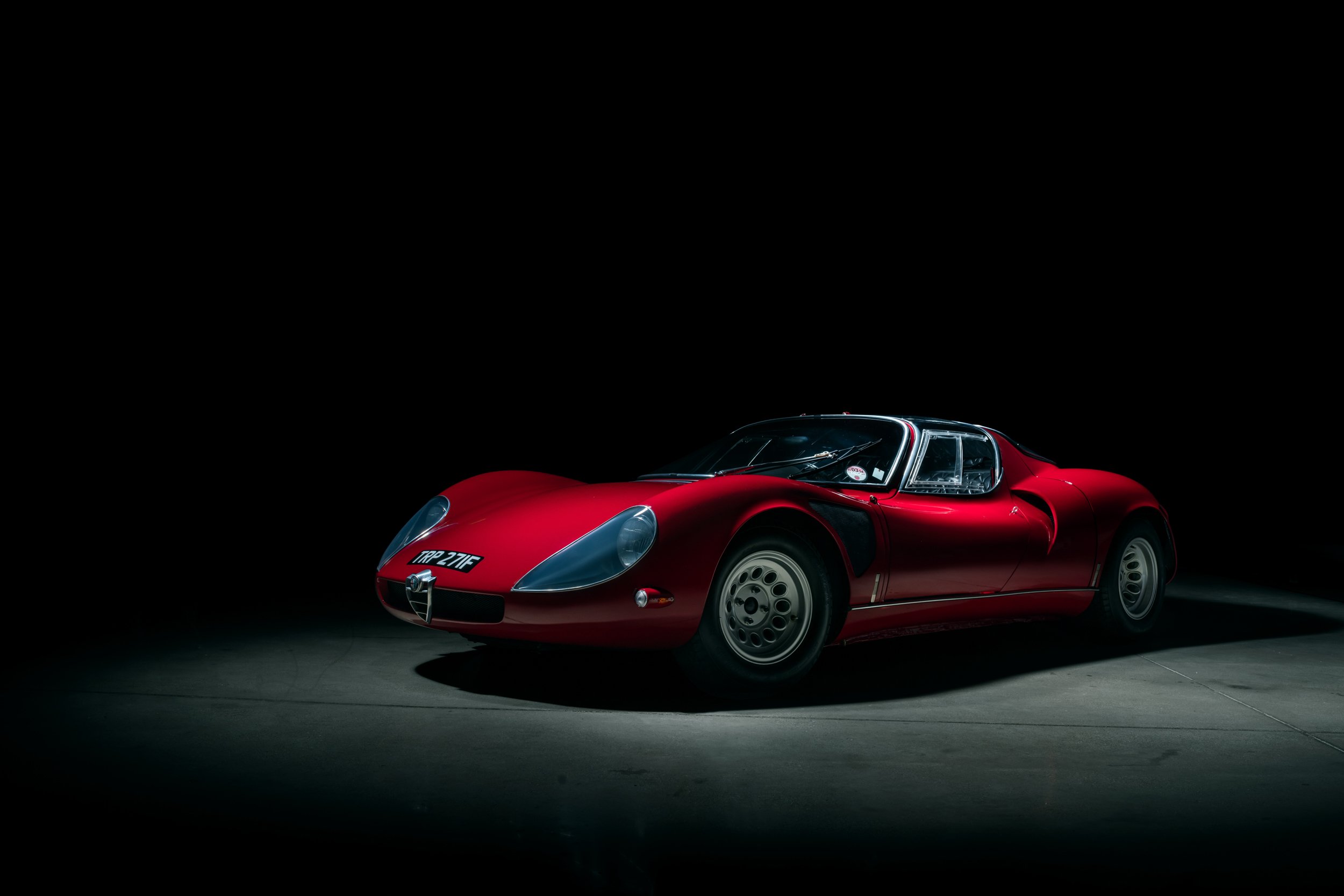Alfa Romeo Tipo 33 Stradale 2500x1667