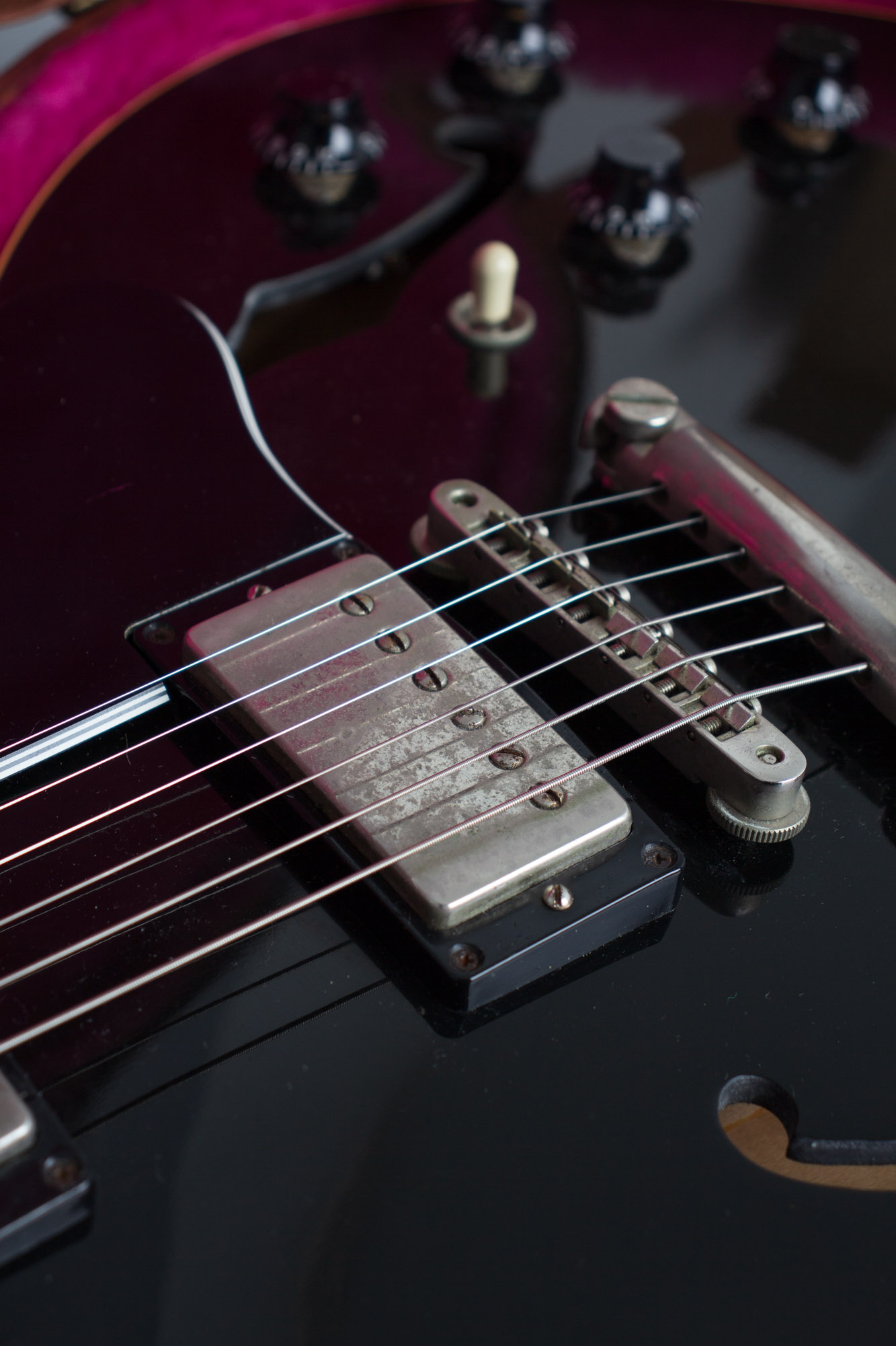 Gibson ES 335 DOT Semi Hollow Body