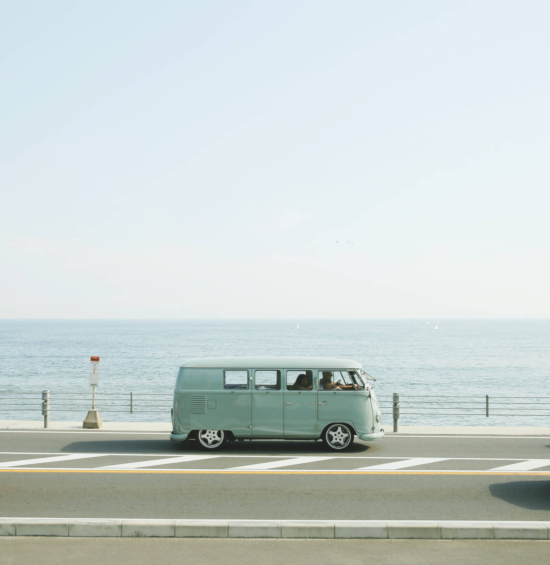 Download free Blue Hippie Van Summer