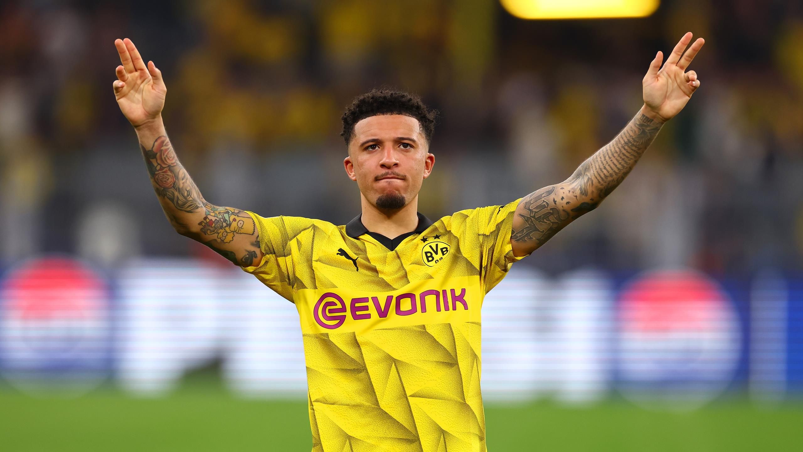 Borussia Dortmund plan transfer talks