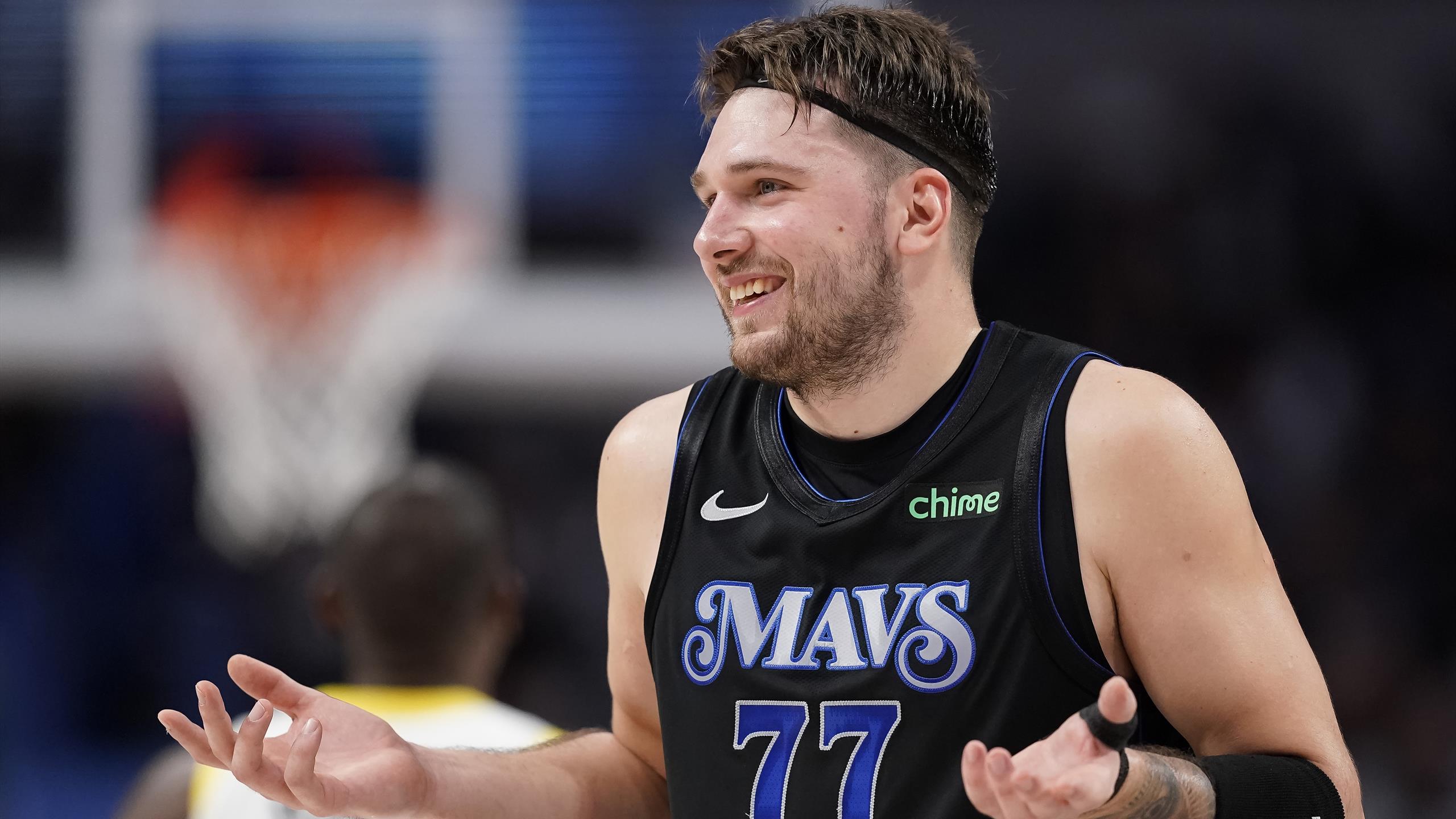 NBA: Luka Doncic makes history