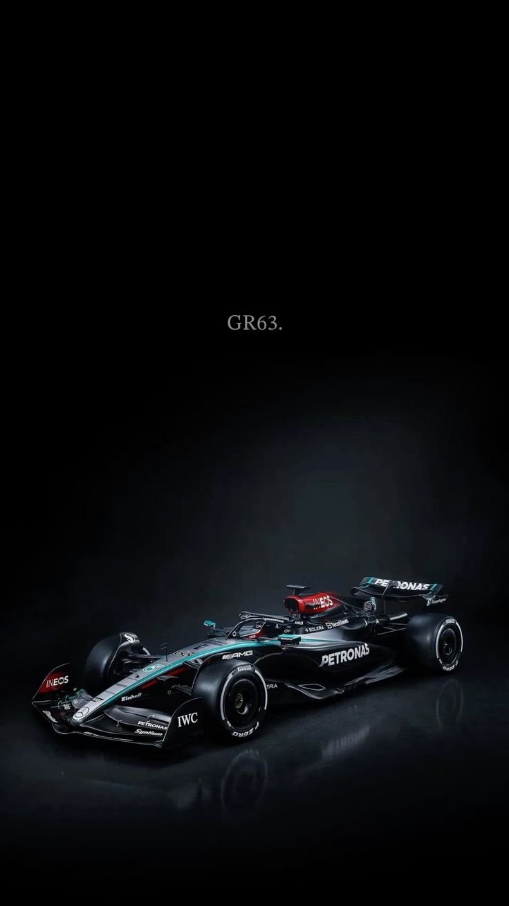 george russell w15 wallpaper in 2024