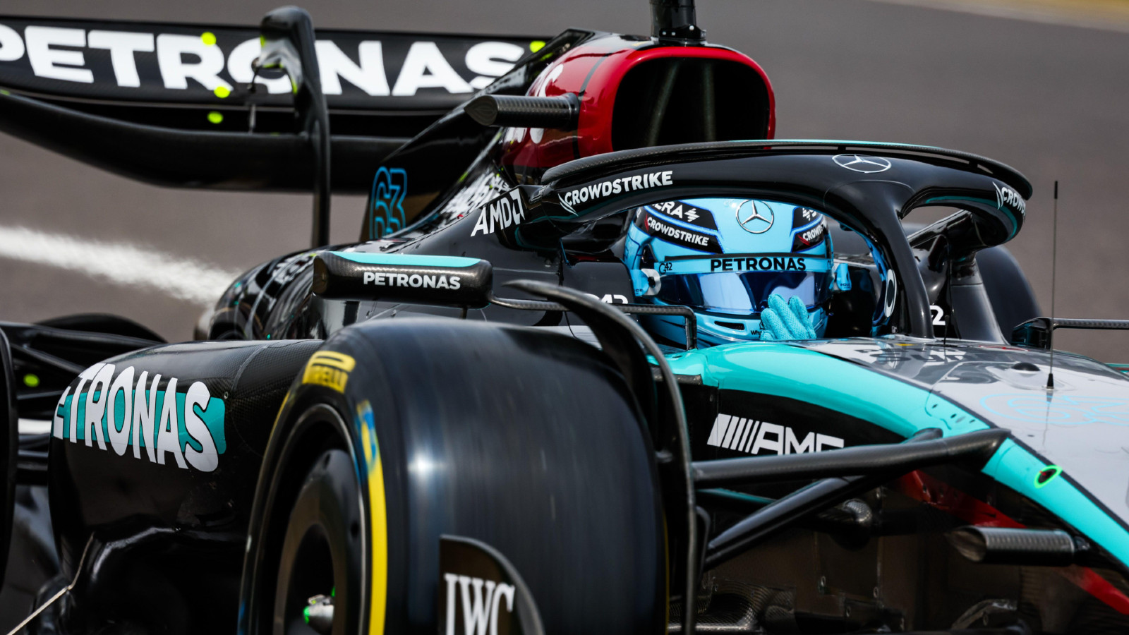 performance cost Mercedes