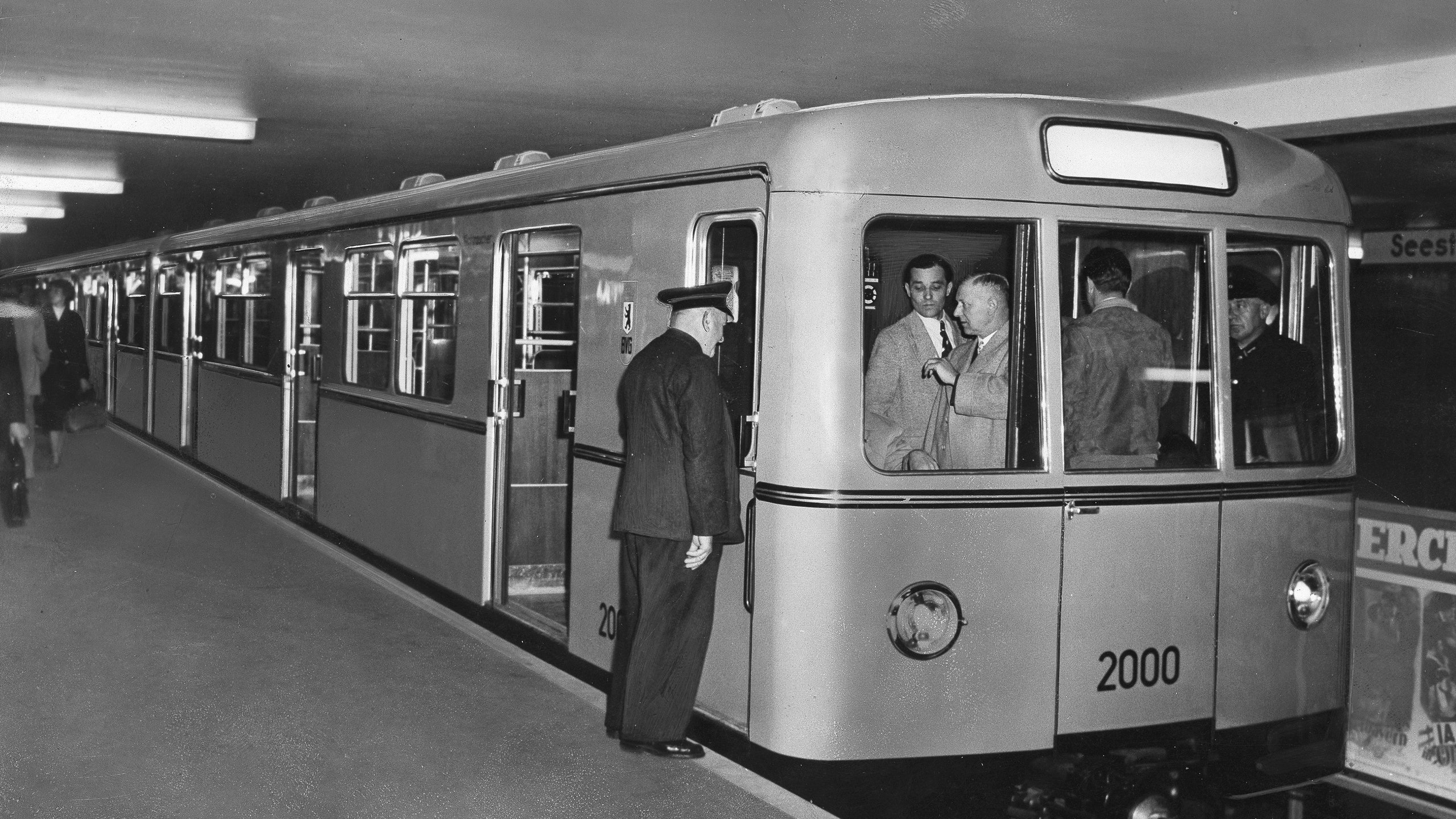Berlin Subway to Bring Back Retro 1950s