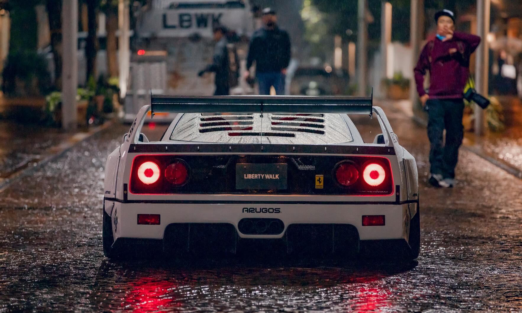 Liberty Walk Ferrari F40 W Video