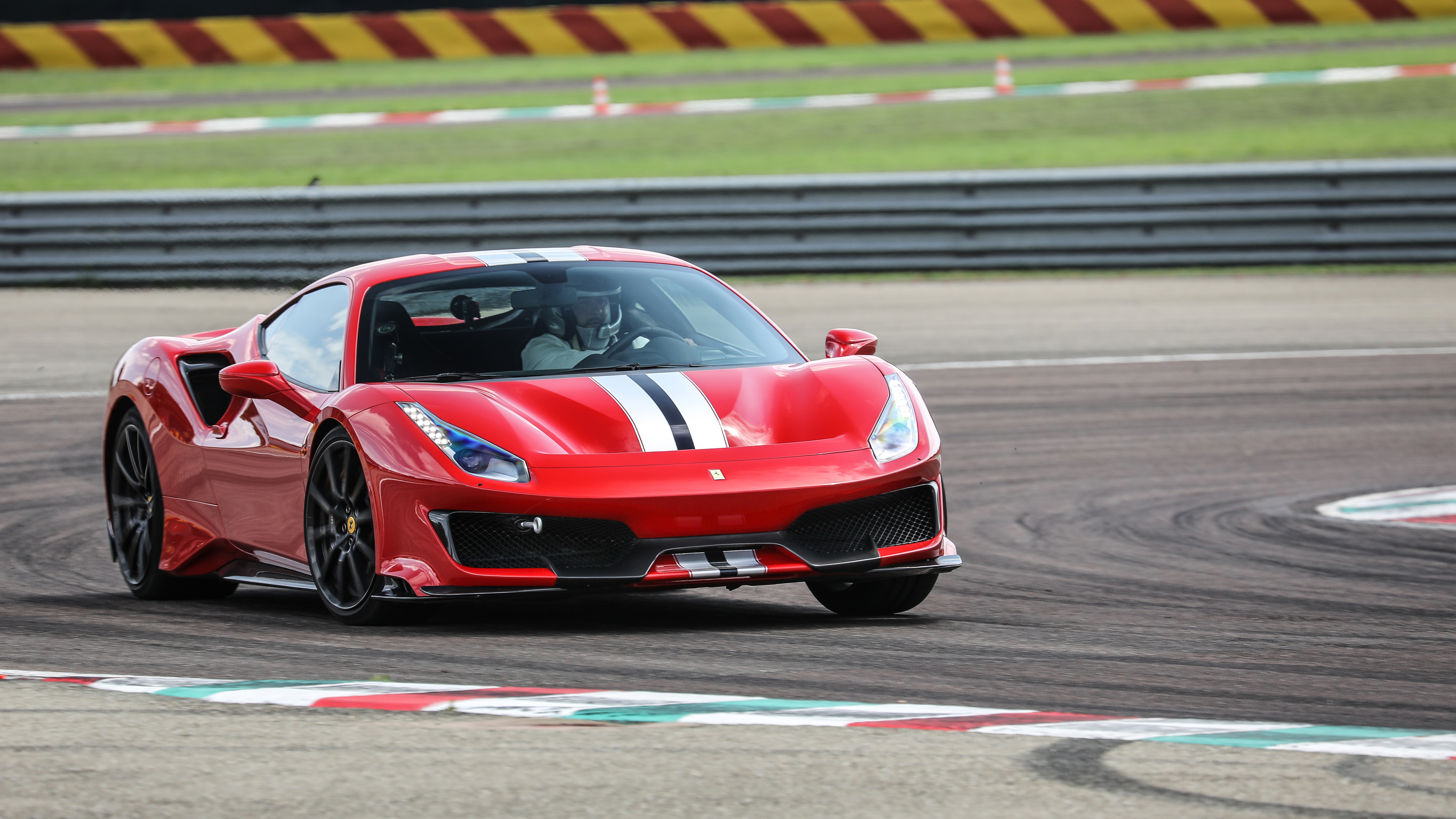 Ferrari 488 Pista 2018 4K Wallpaper Car Wallpaper