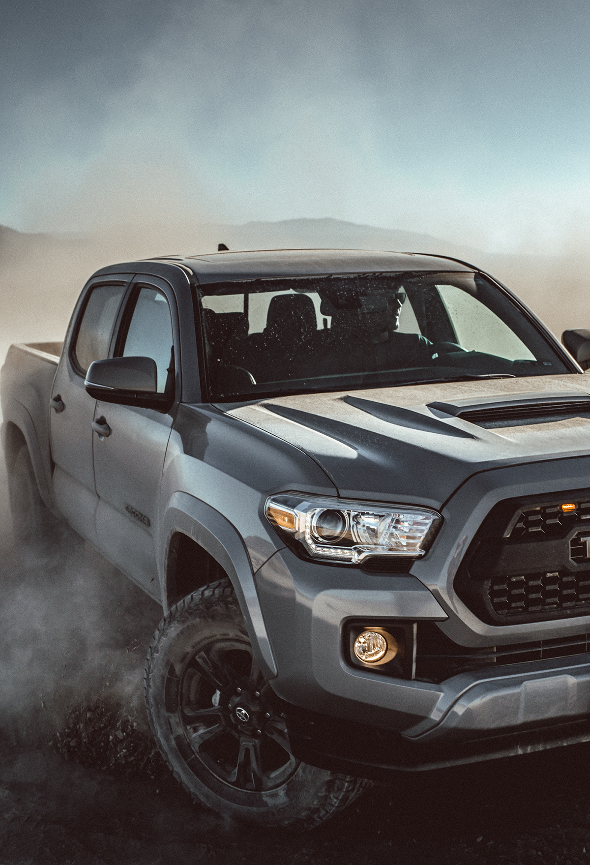 19' Toyota Tacoma. DESERT RIP - Behance