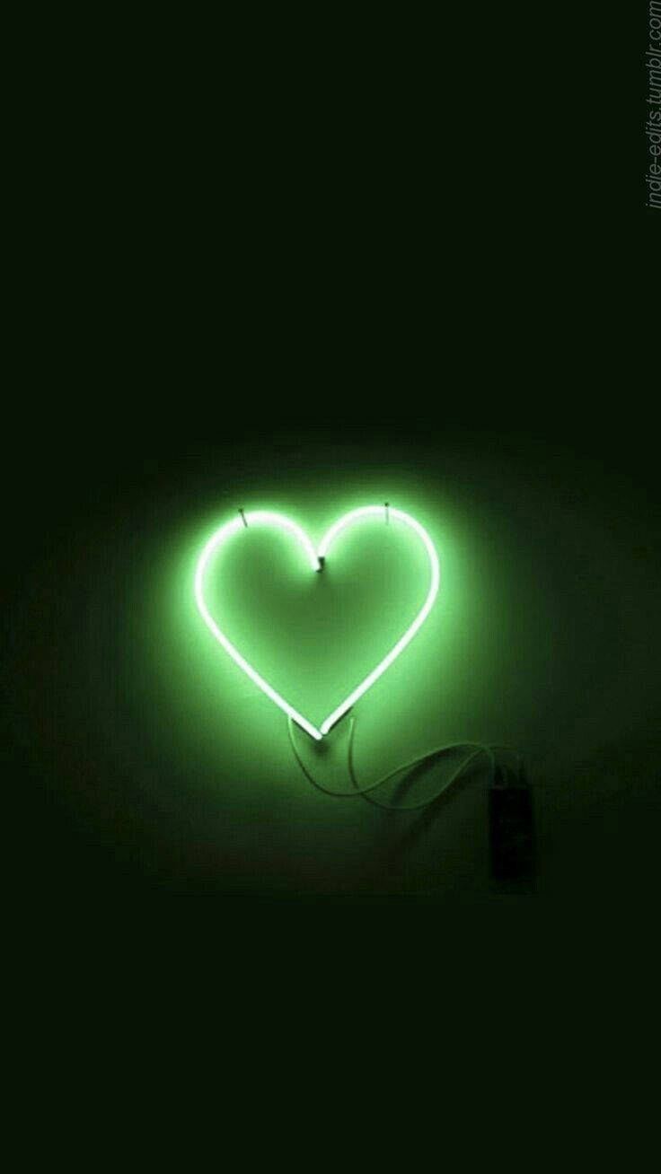 Download Green Heart Light Wallpaper