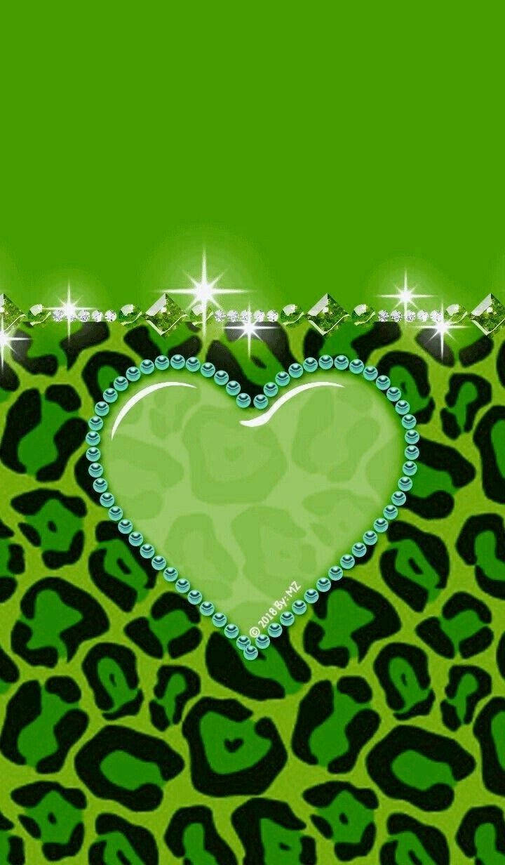 Free Green Heart HD Wallpaper