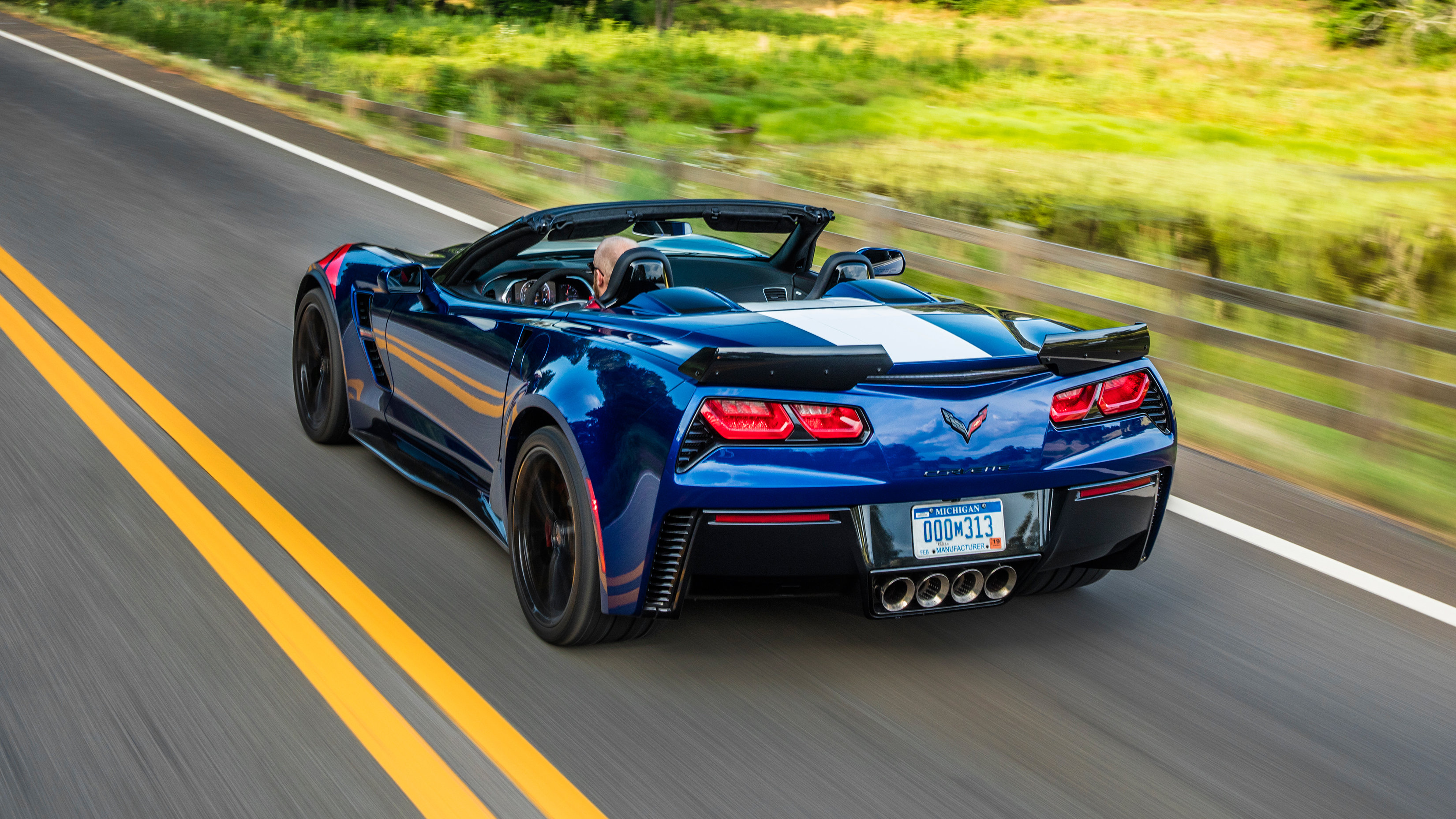 pics of the new Corvette Grand Sport