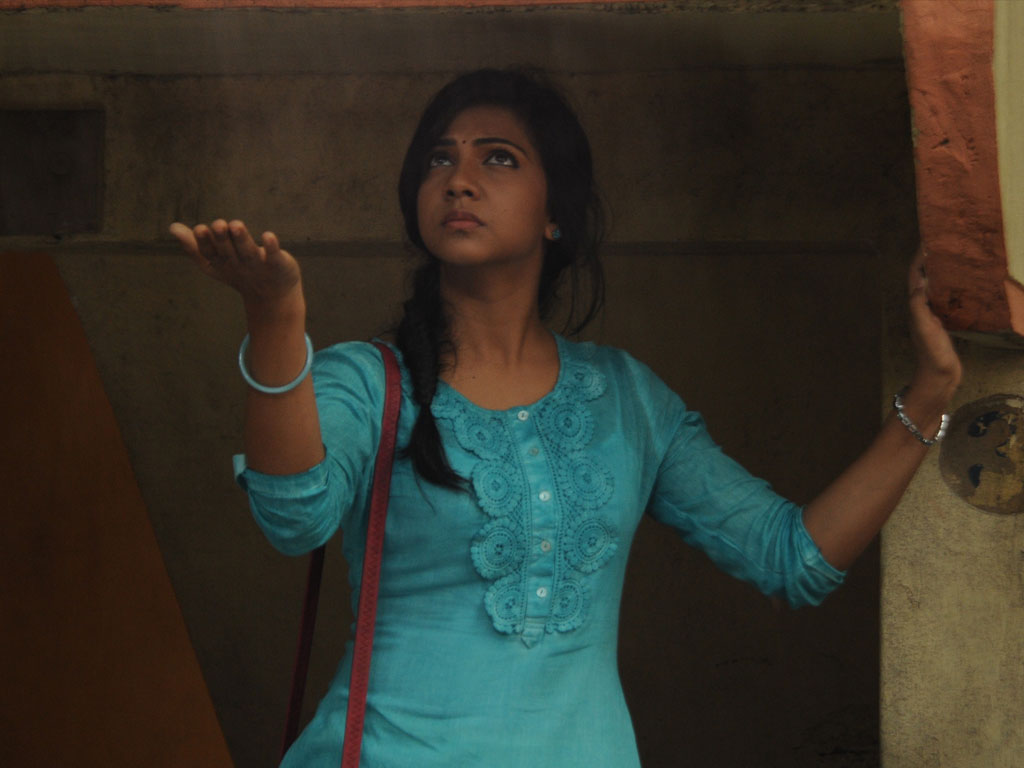 Kadhalum Kadanthu Pogum Movie HD