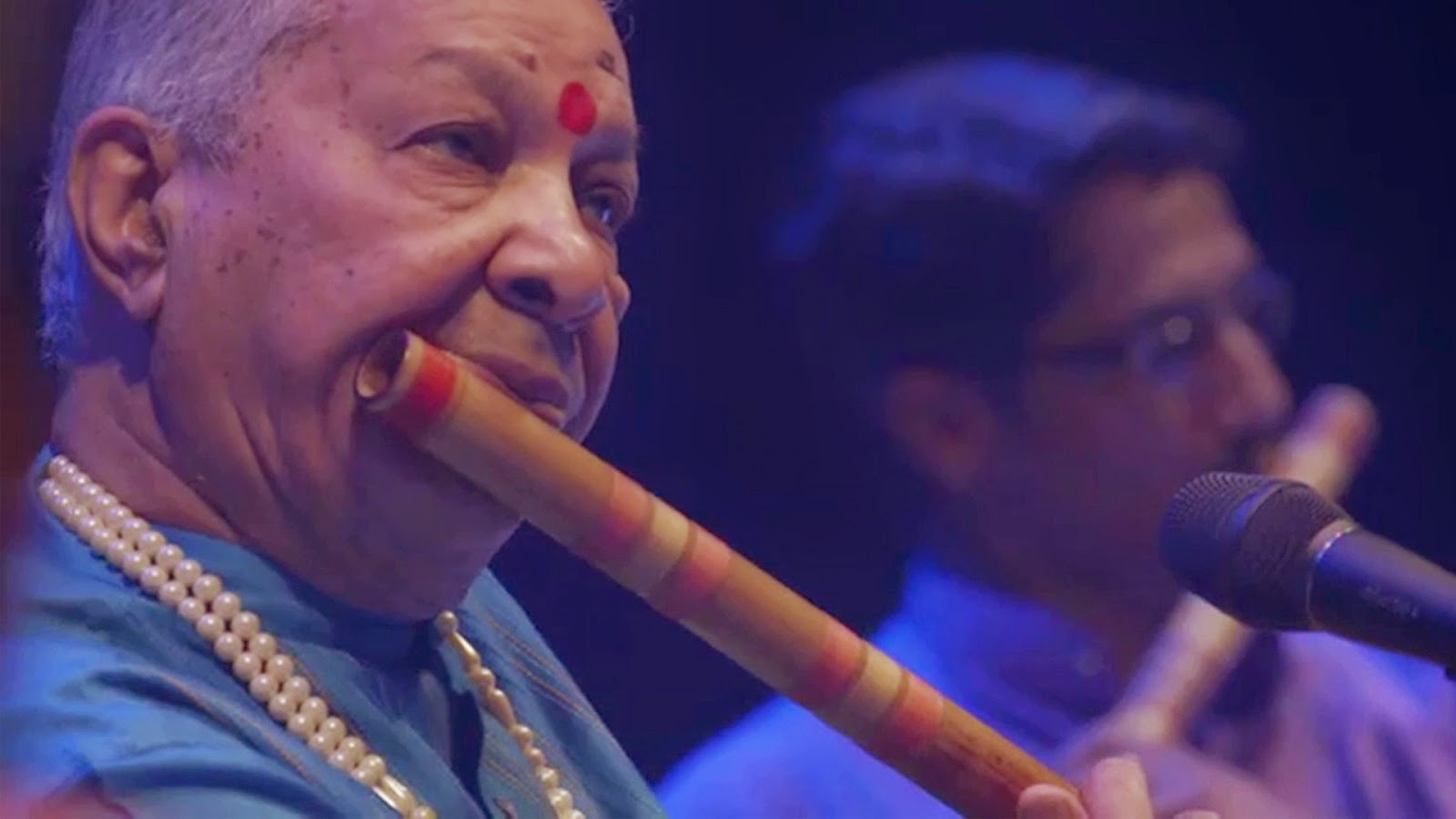 NAU NUA: PANDIT HARIPRASAD CHAURASIA