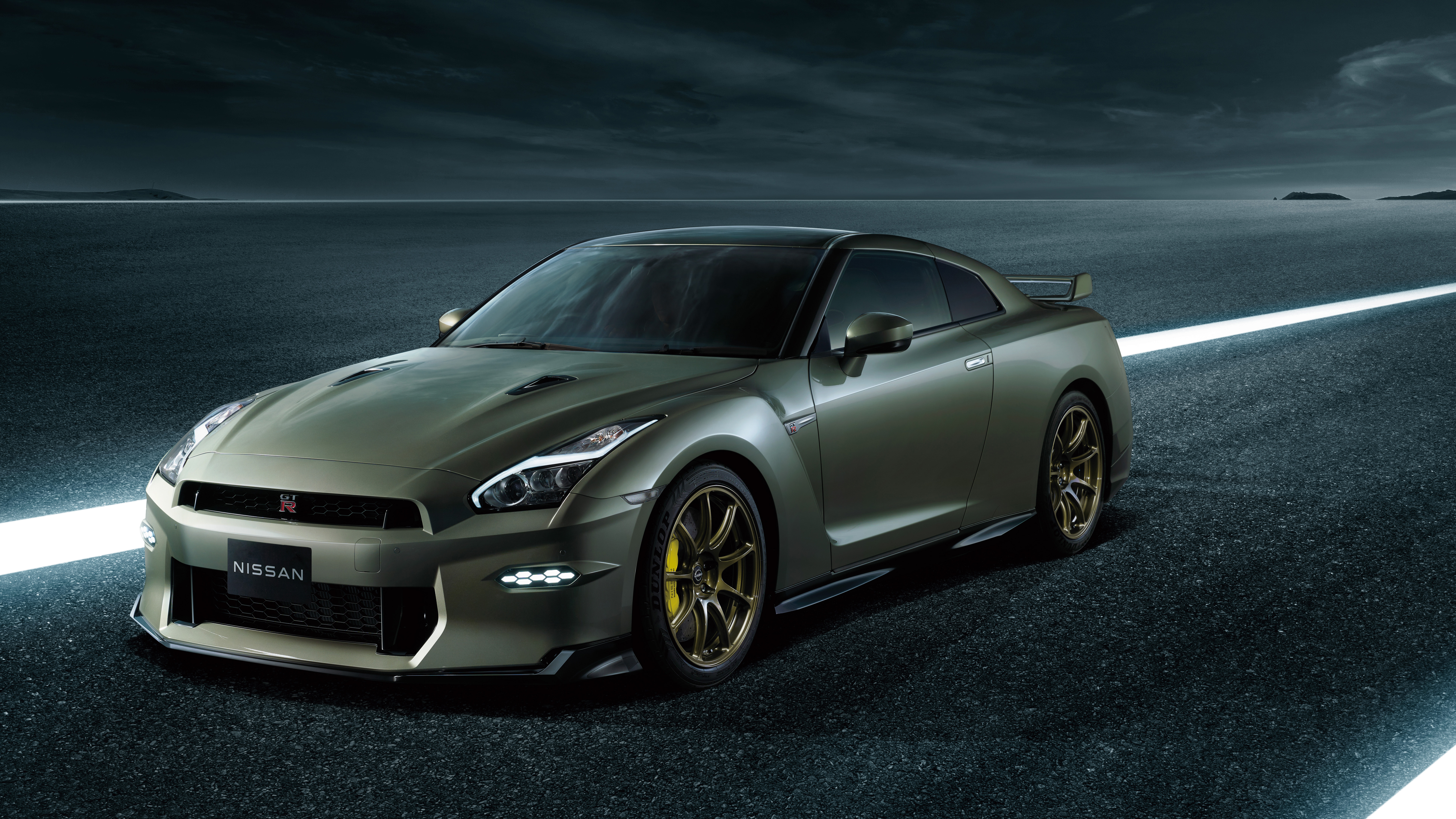 Nissan GT R Premium Edition T Spec 8K