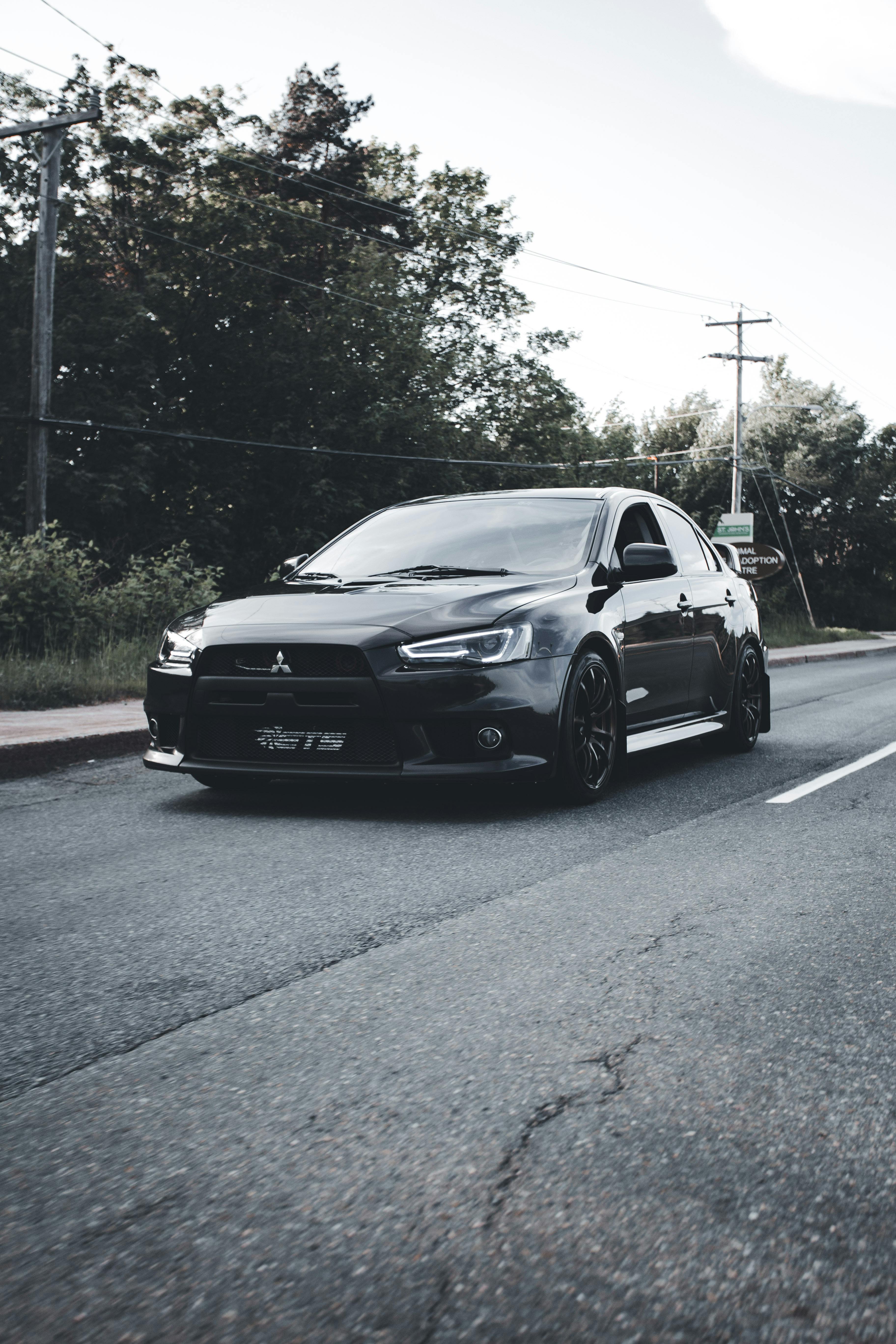 Mitsubishi Lancer Evolution X Photo