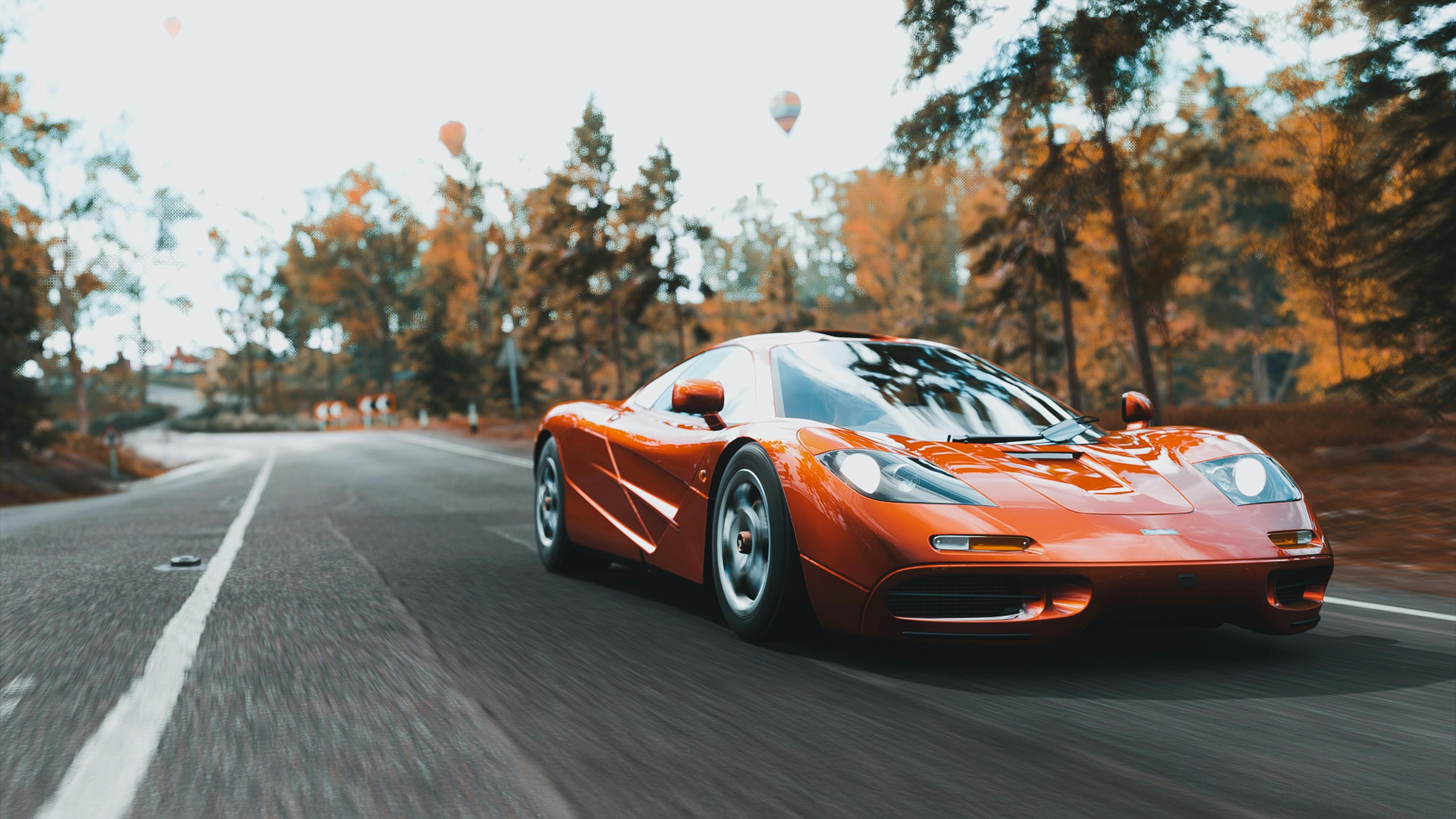 A Beautiful McLaren F1 LM Strolling