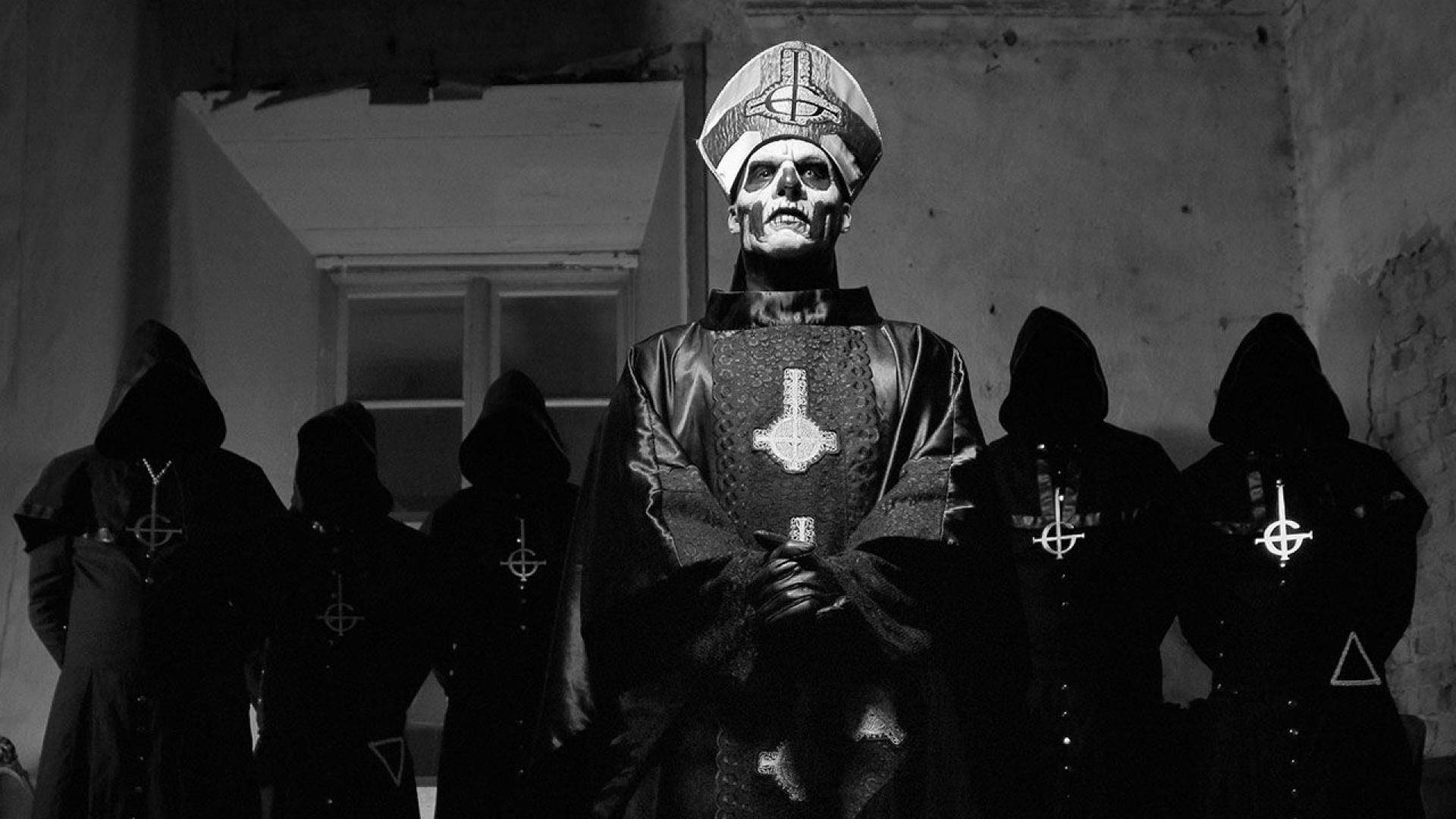 Download free Ghost Band Black White