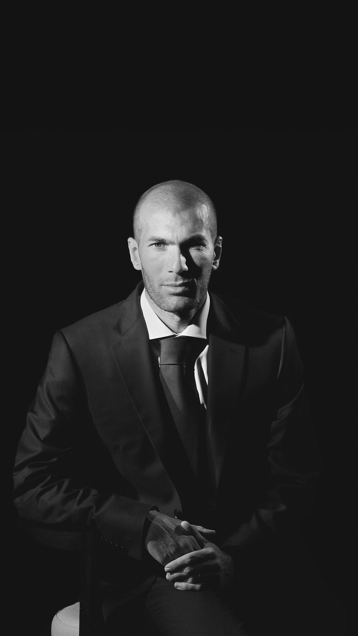 Zidane Real Madrid Soccer Dark