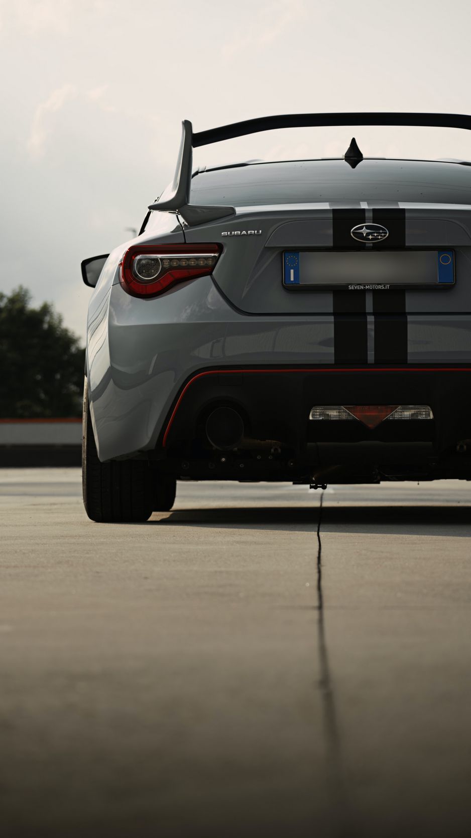 Download wallpaper 938x1668 subaru brz