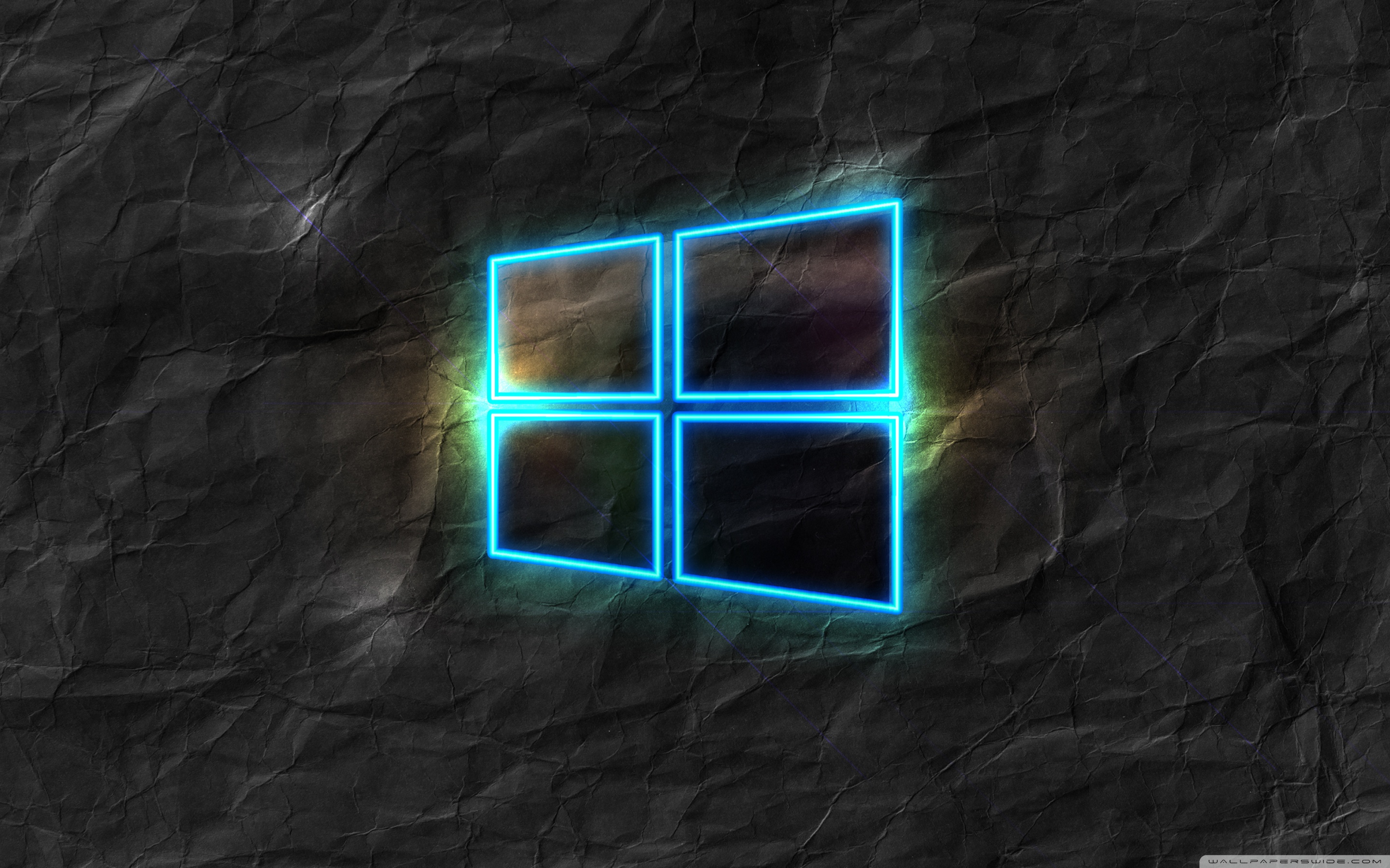 WINDOWS NEON Ultra HD Desktop