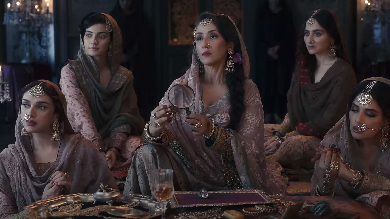 Heeramandi' Review: Sanjay Leela