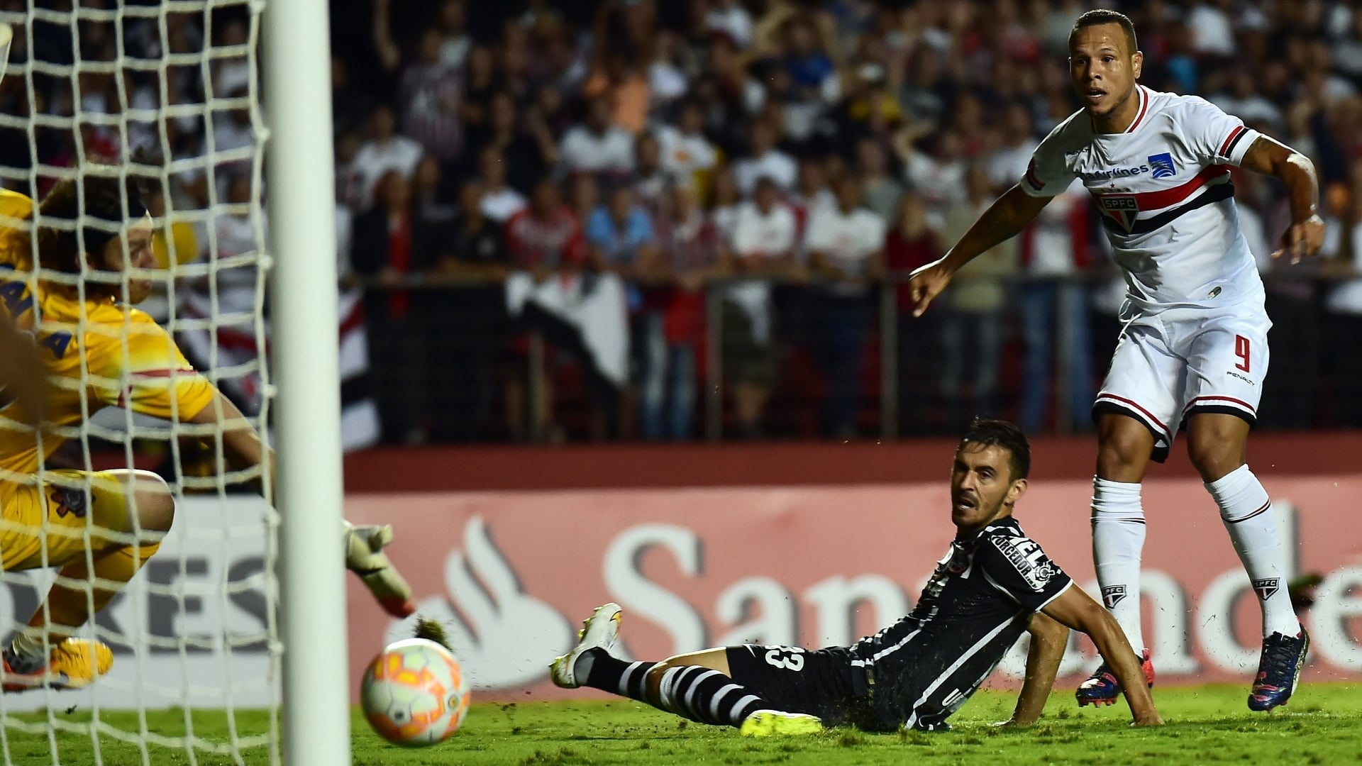 Luis Fabiano Wallpapers - Wallpaper Cave