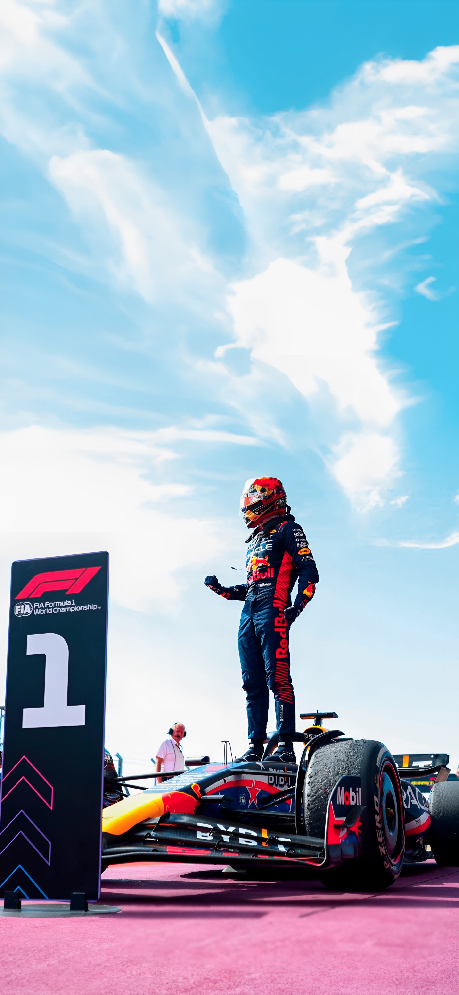 F1 Wallpaper ╘ Max Verstappen