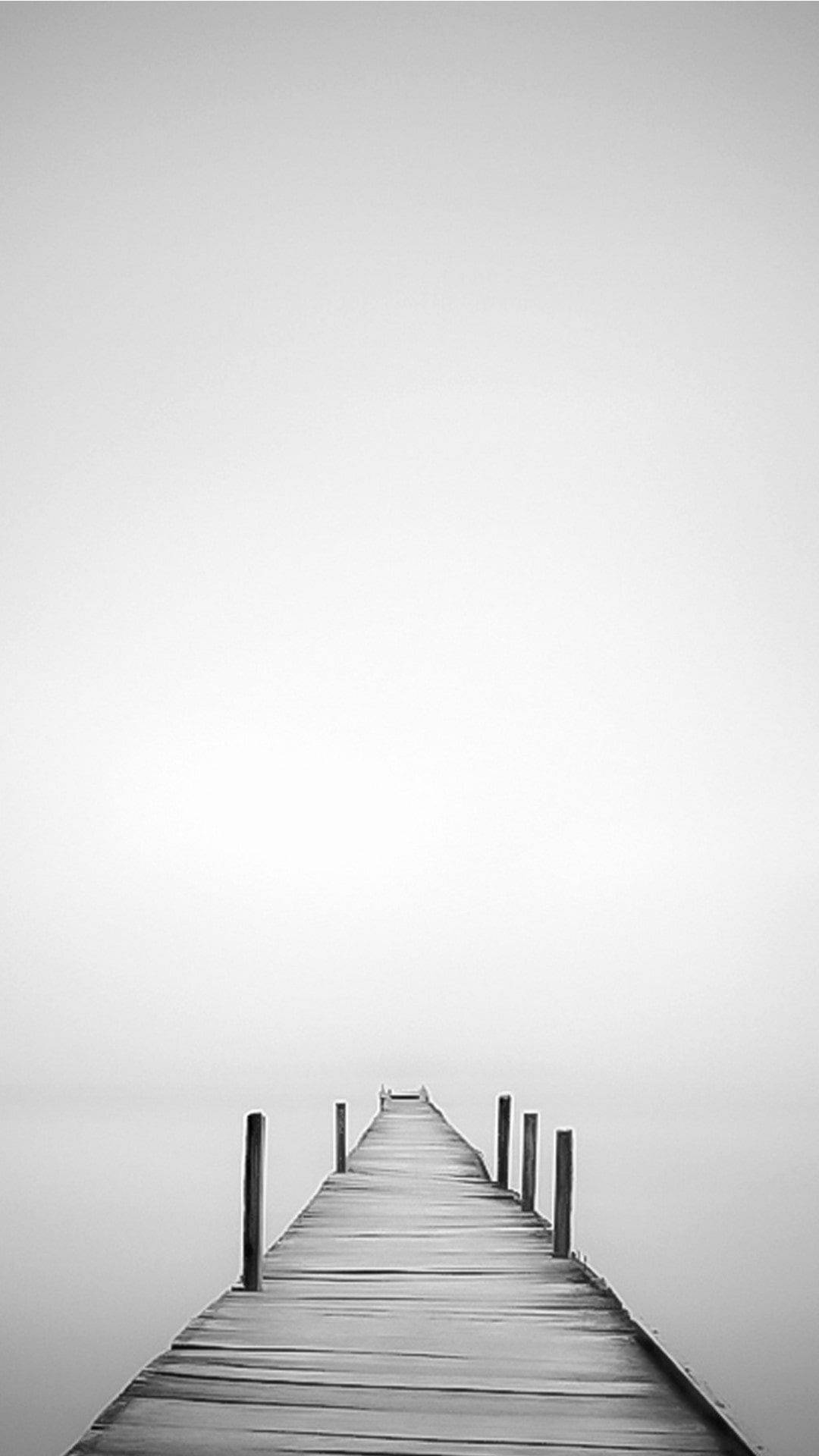 Free Aesthetic White HD Wallpaper