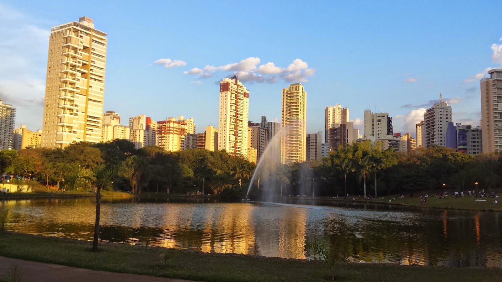 Goiânia. Cidade Verde de gente boa e