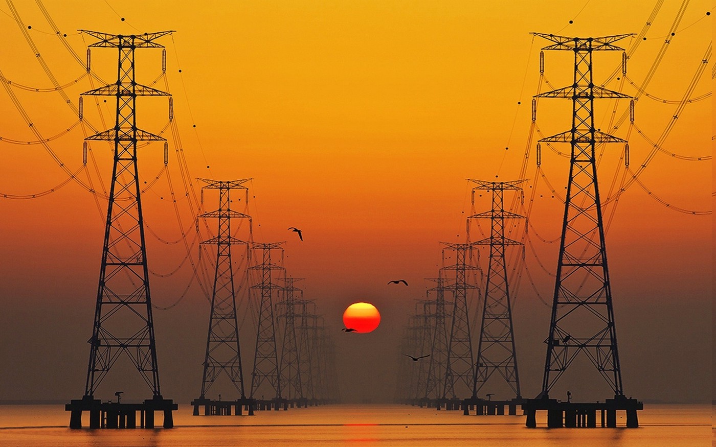 Any good electric pole wallpaper?, r