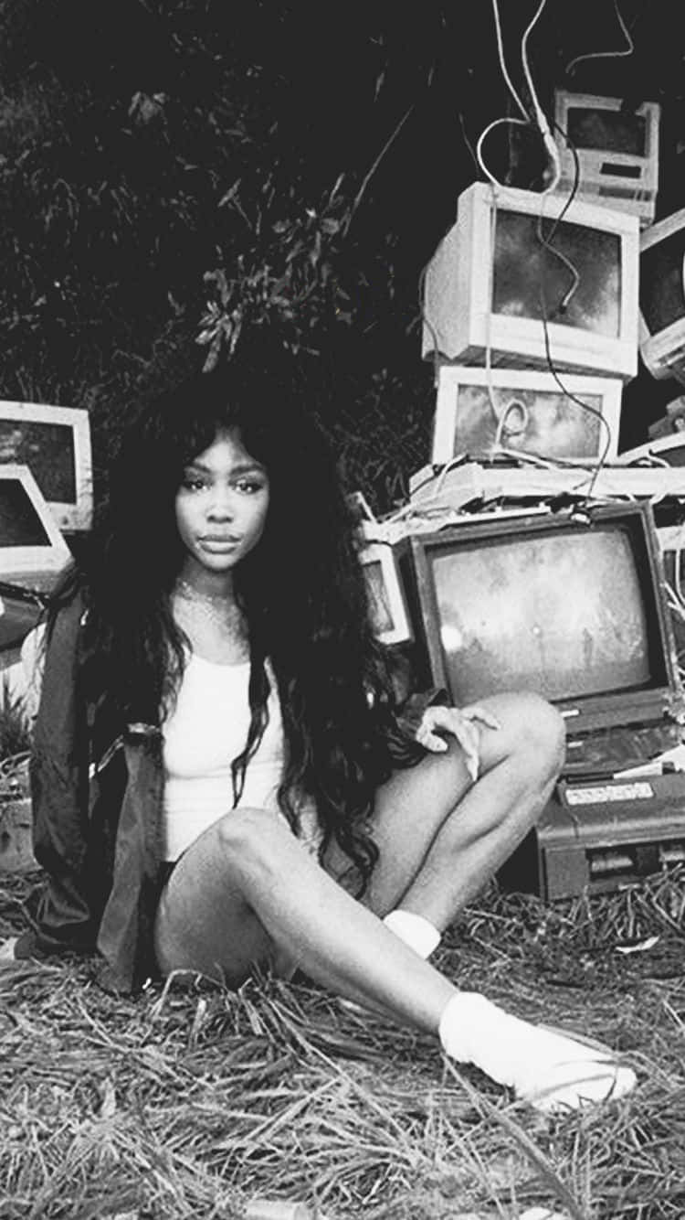 Download SZA Mobile Black And White
