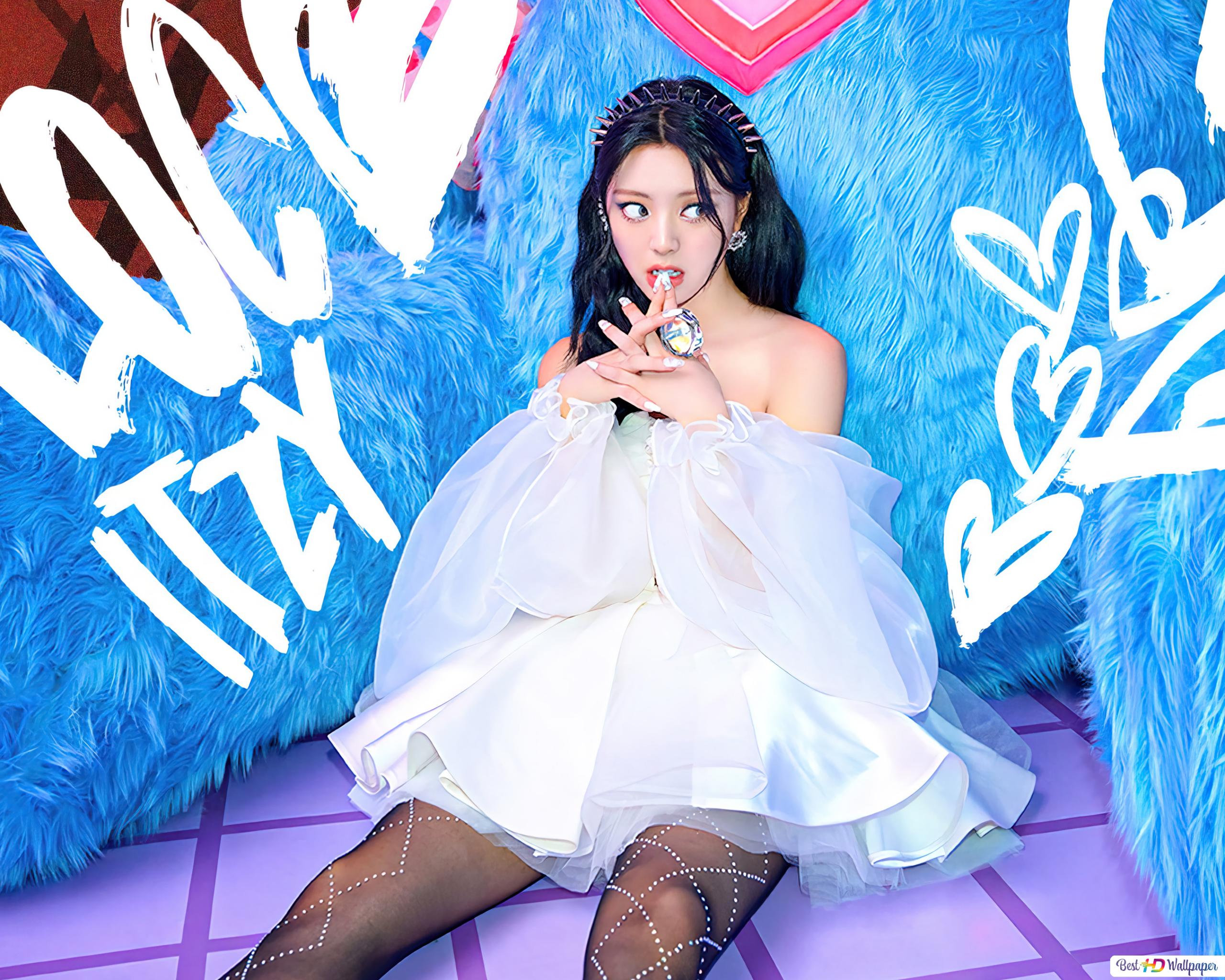 Fashion Guide: How To Dress Like Yuna